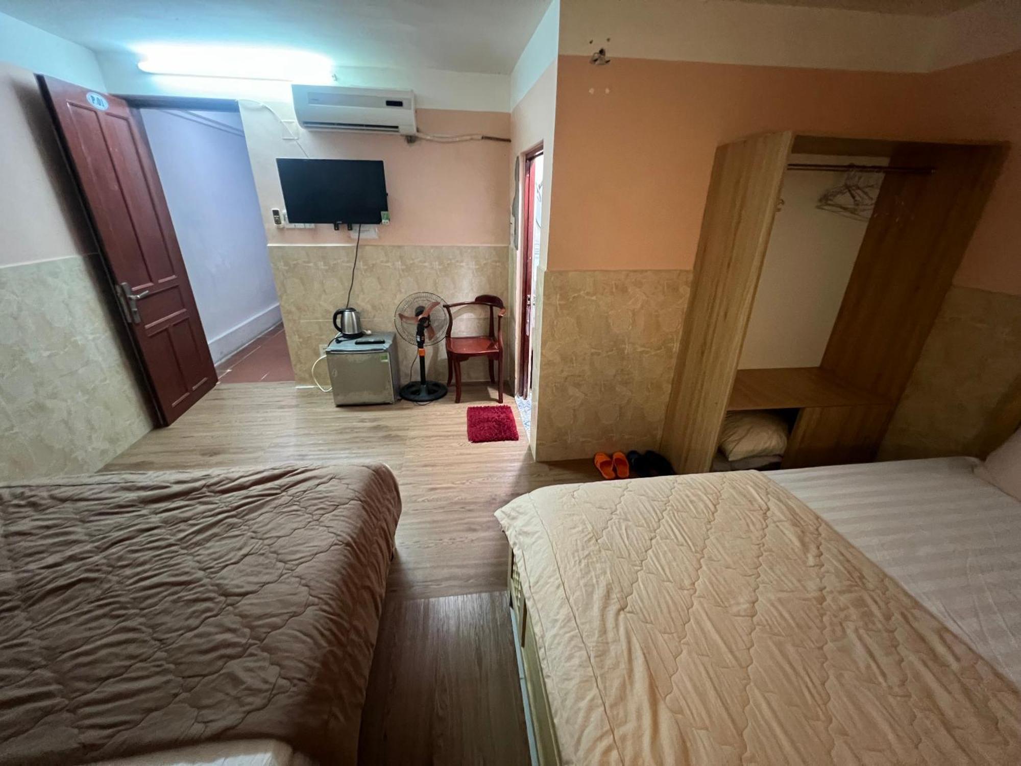 Hotel Ba Doan 2 Chi Khu Co Ong