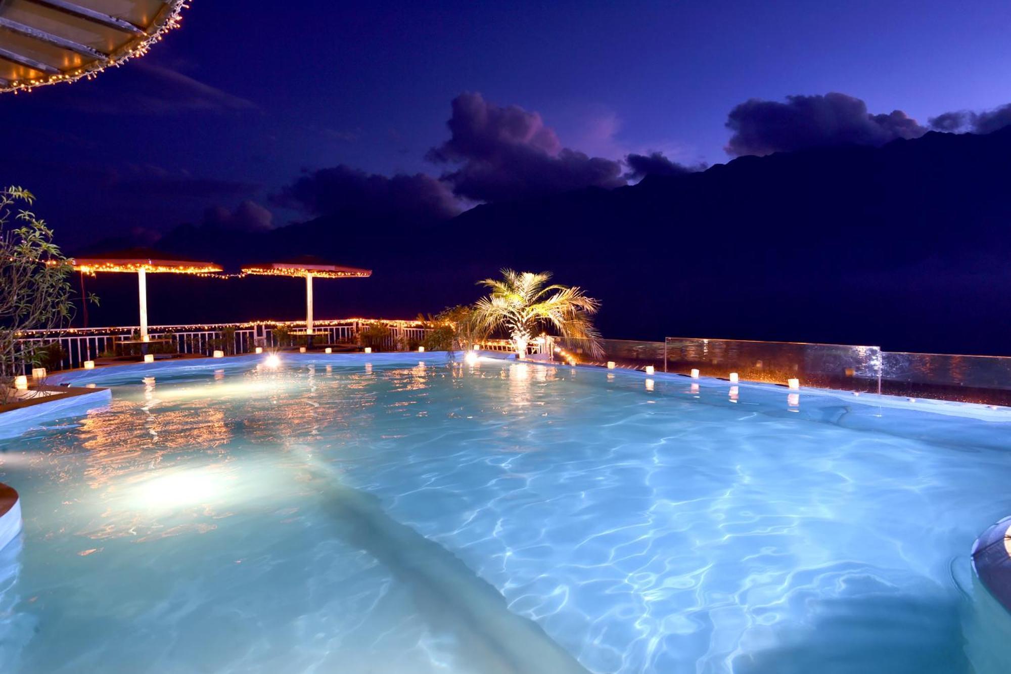 Nature View Hotel 3*