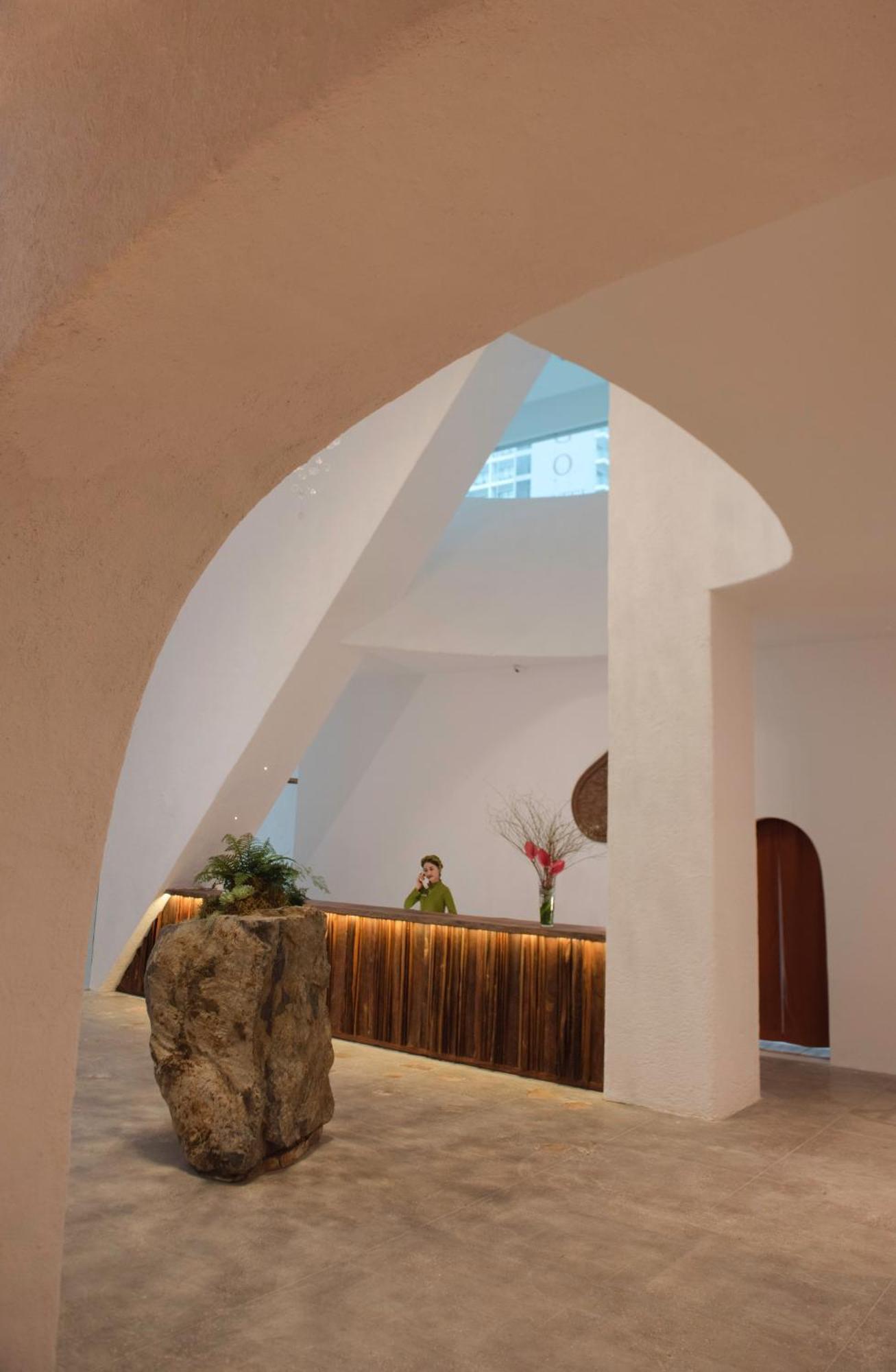 Khách sạn World Nha Trang