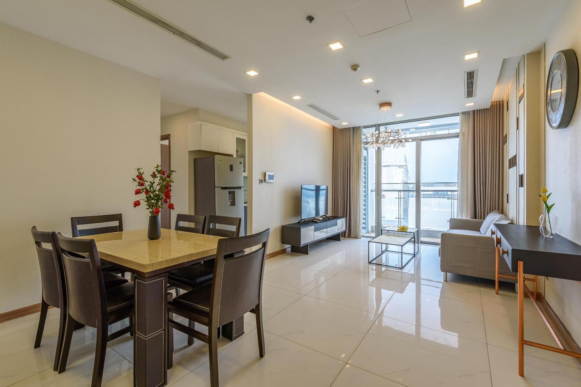 Apartment Luxury At Vinhomes Park *