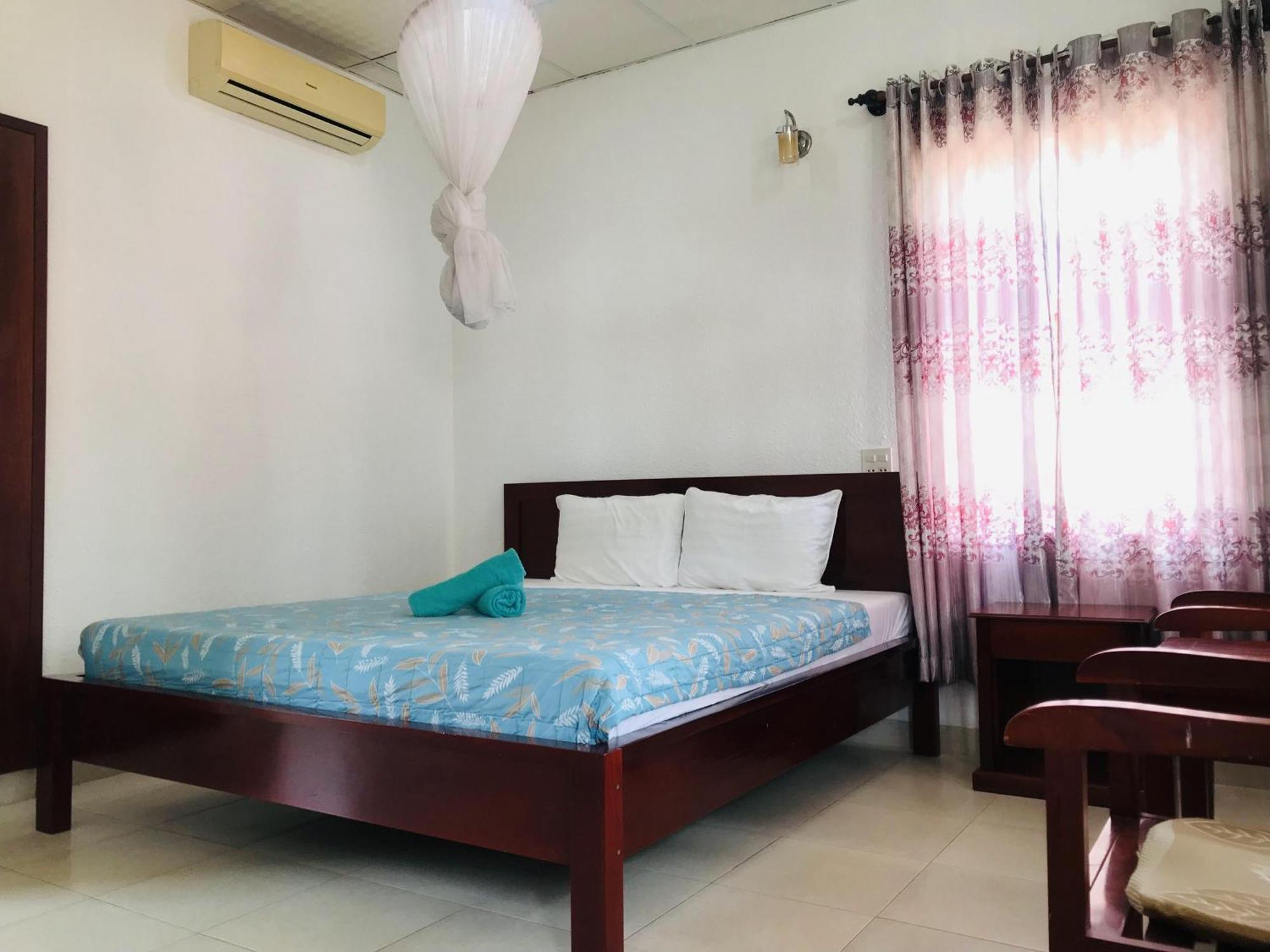 Guest house Nhat Quang 2*