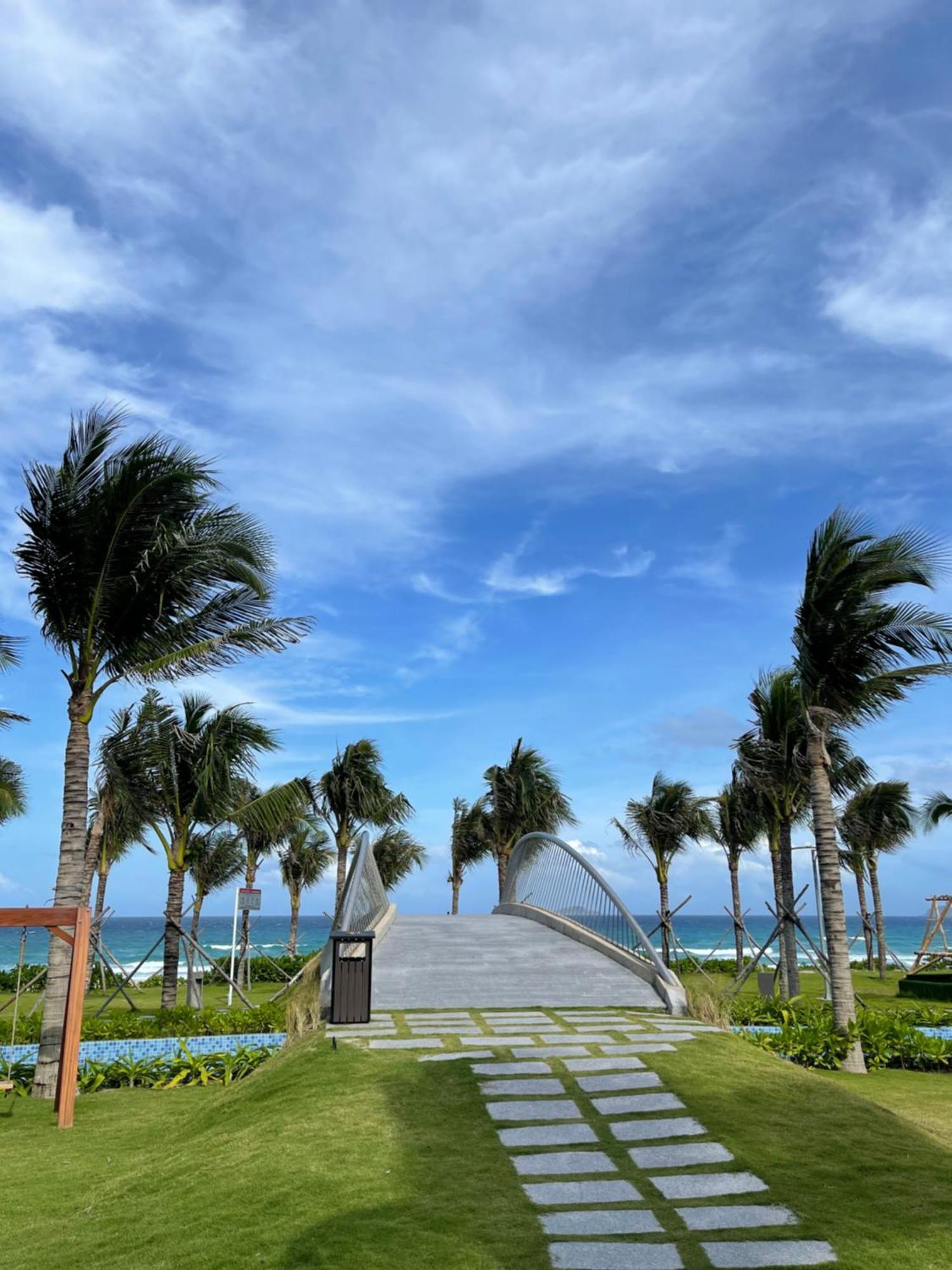 Resort Arena Cam Ranh Sea View