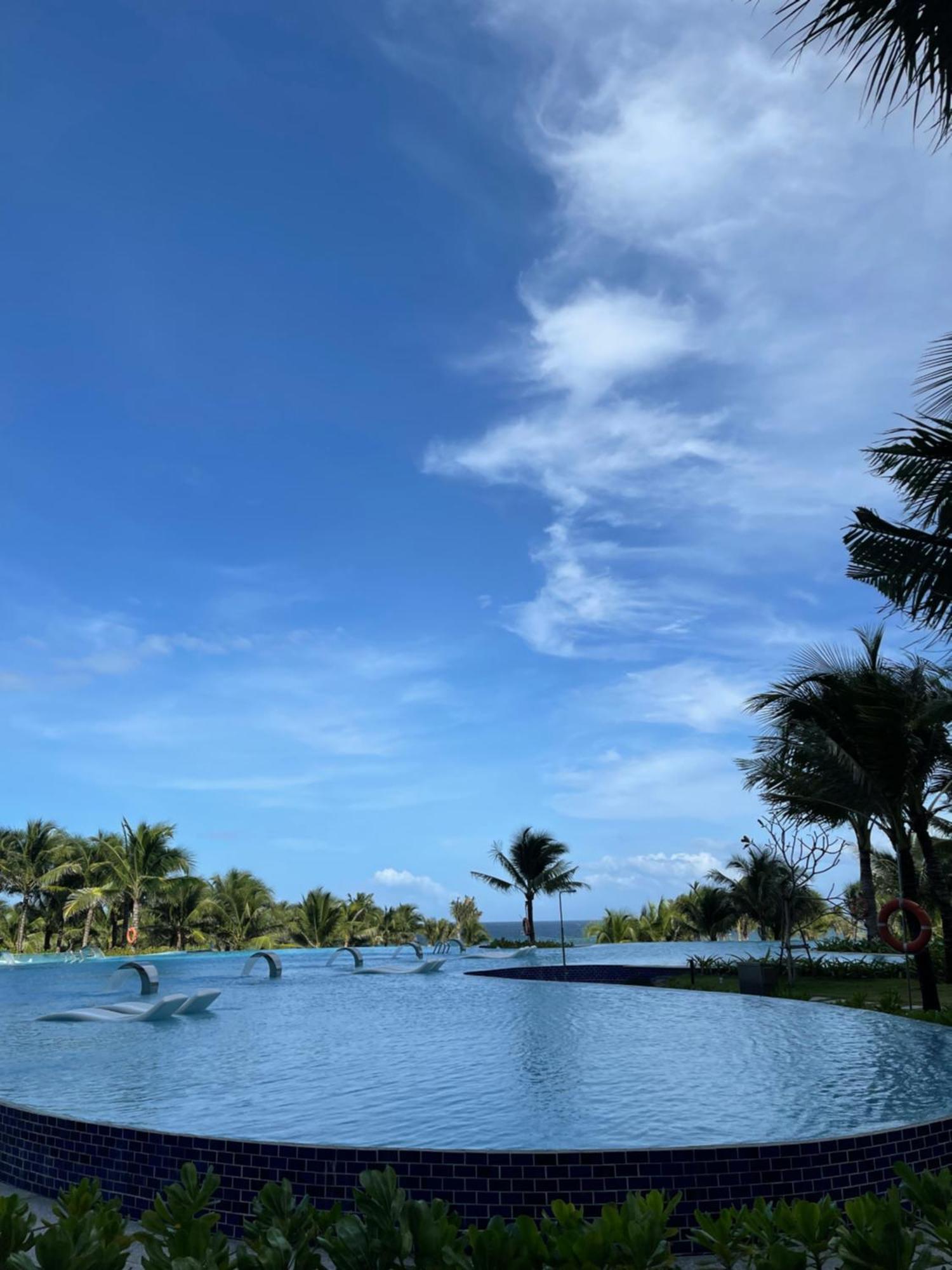 Resort Arena Cam Ranh Sea View 5*