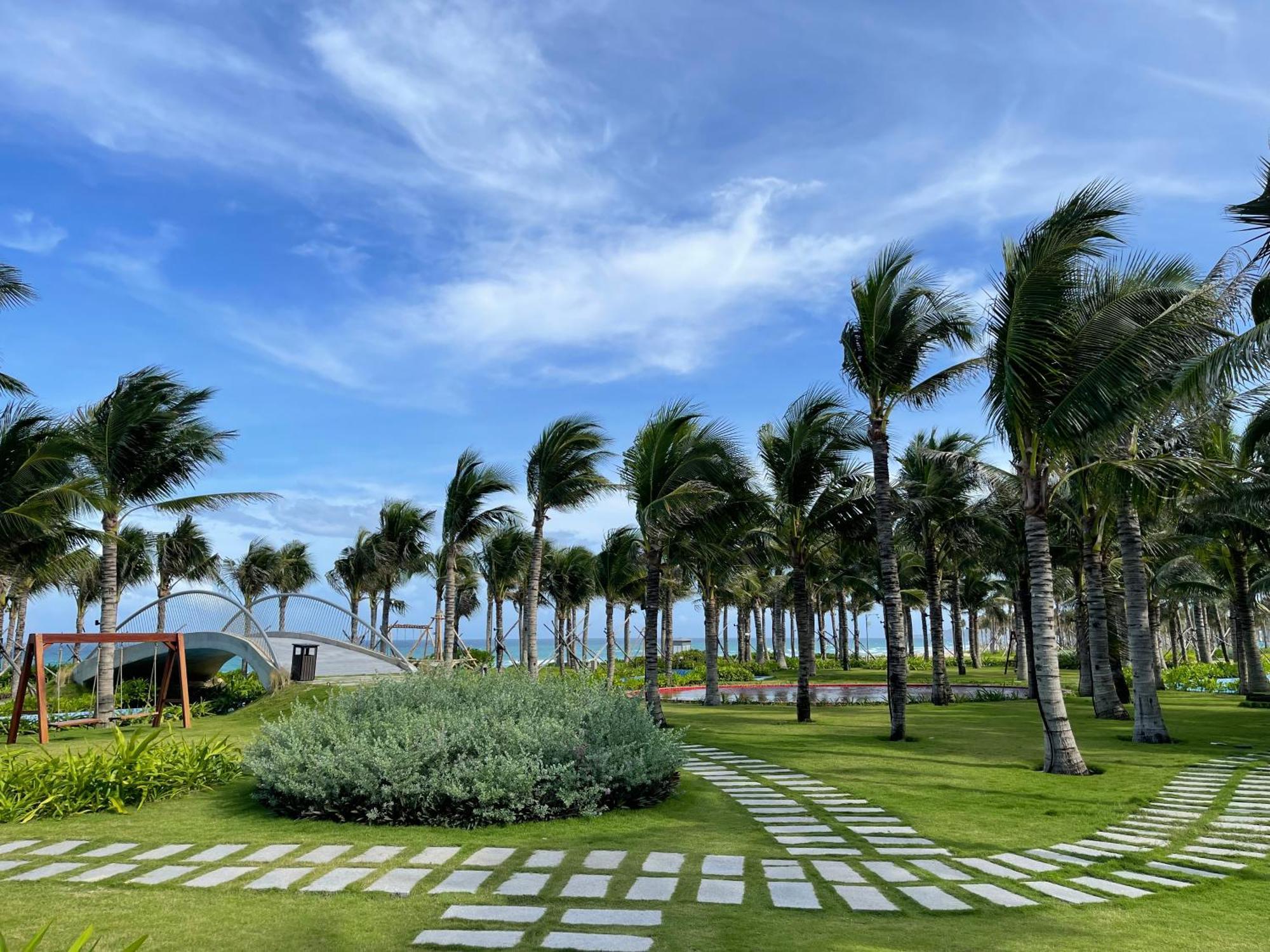 Resort Arena Cam Ranh Sea View