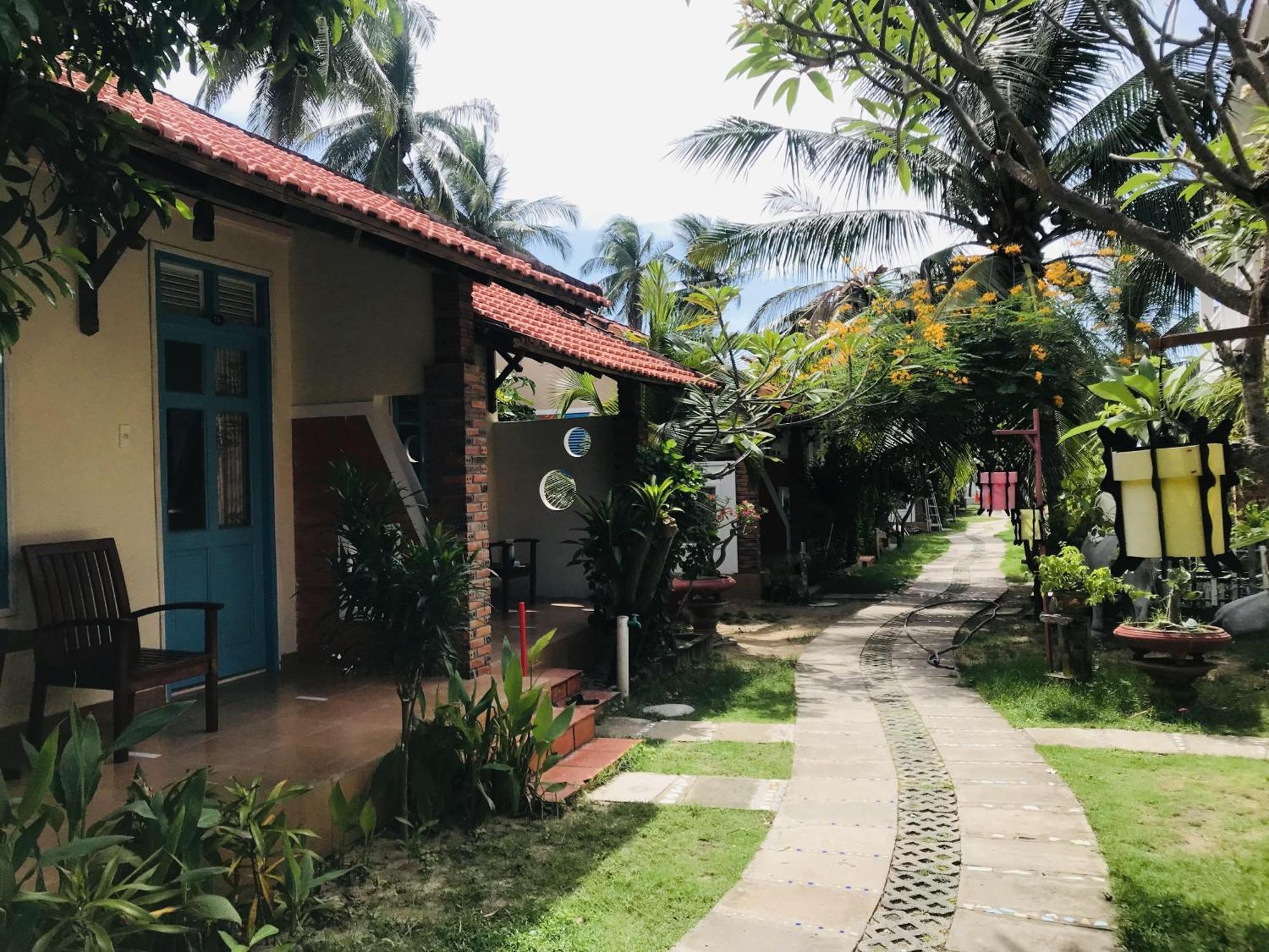 Guest house Nhat Quang 2*