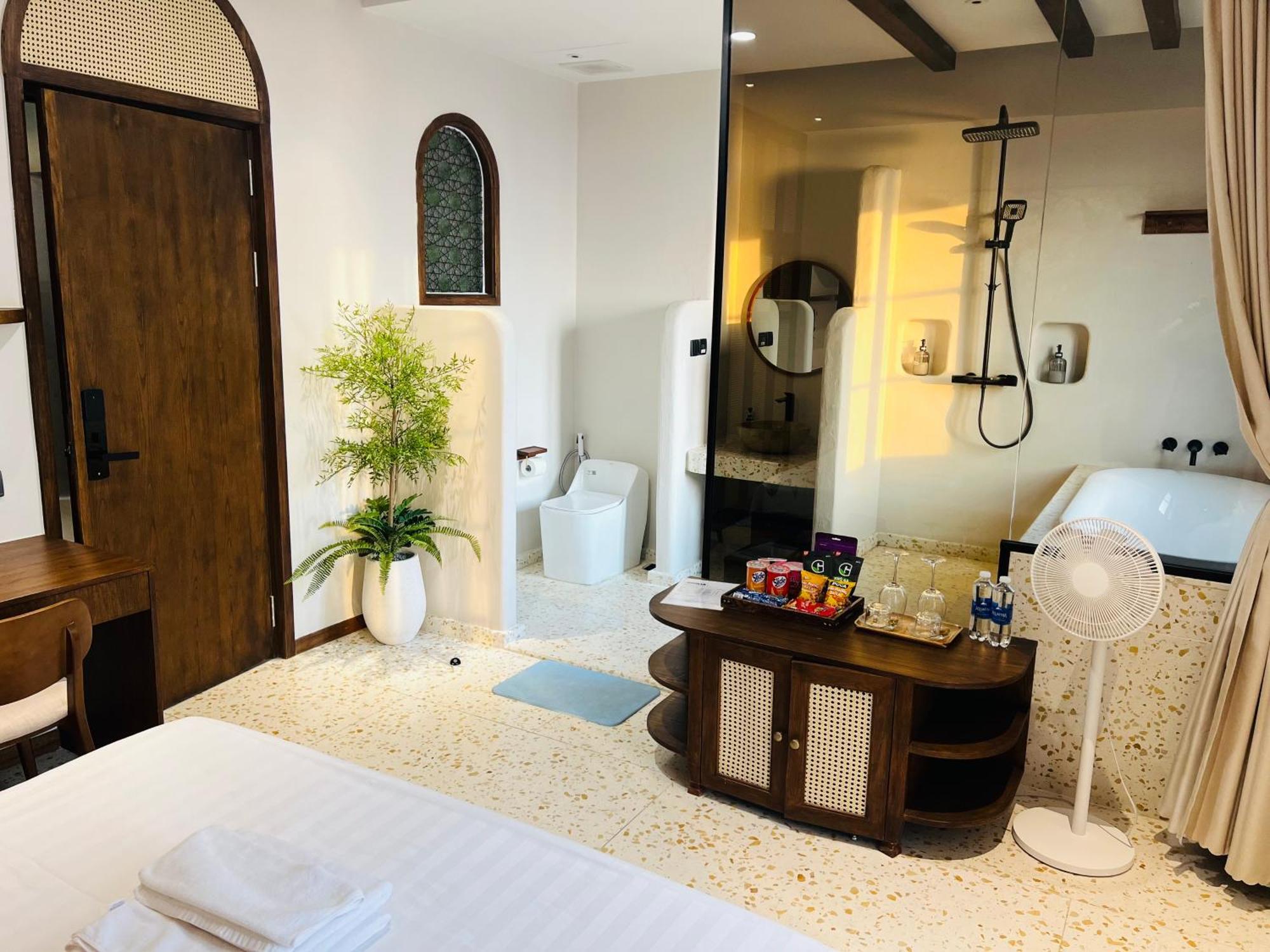 Hotel Lotus Cafe Phu Quoc