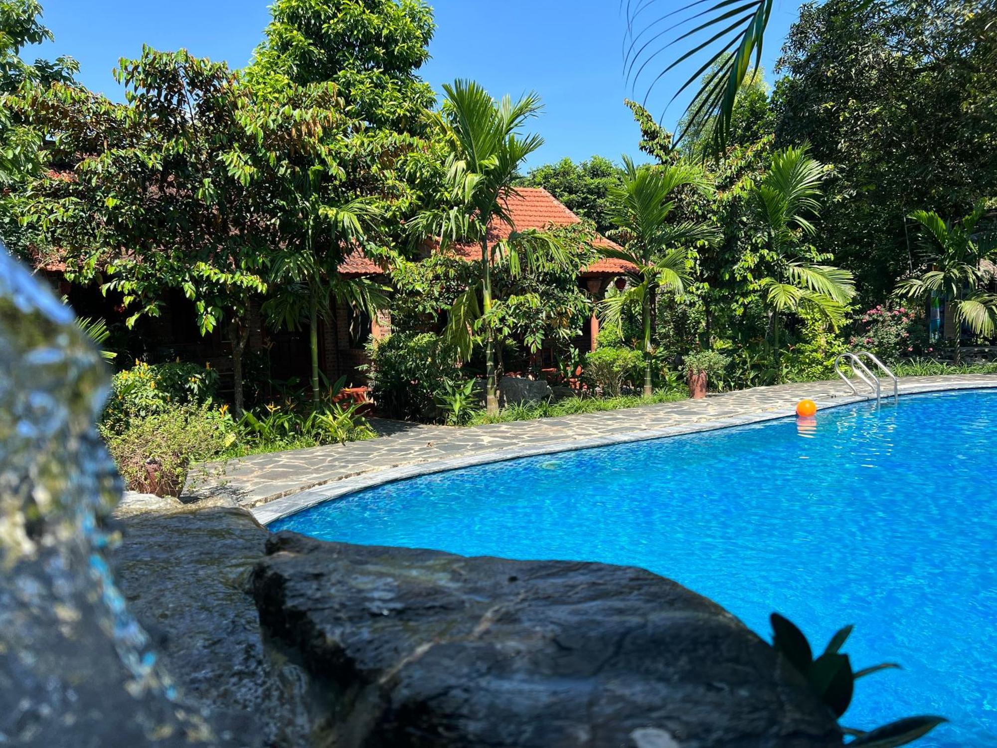 Family Homestay *