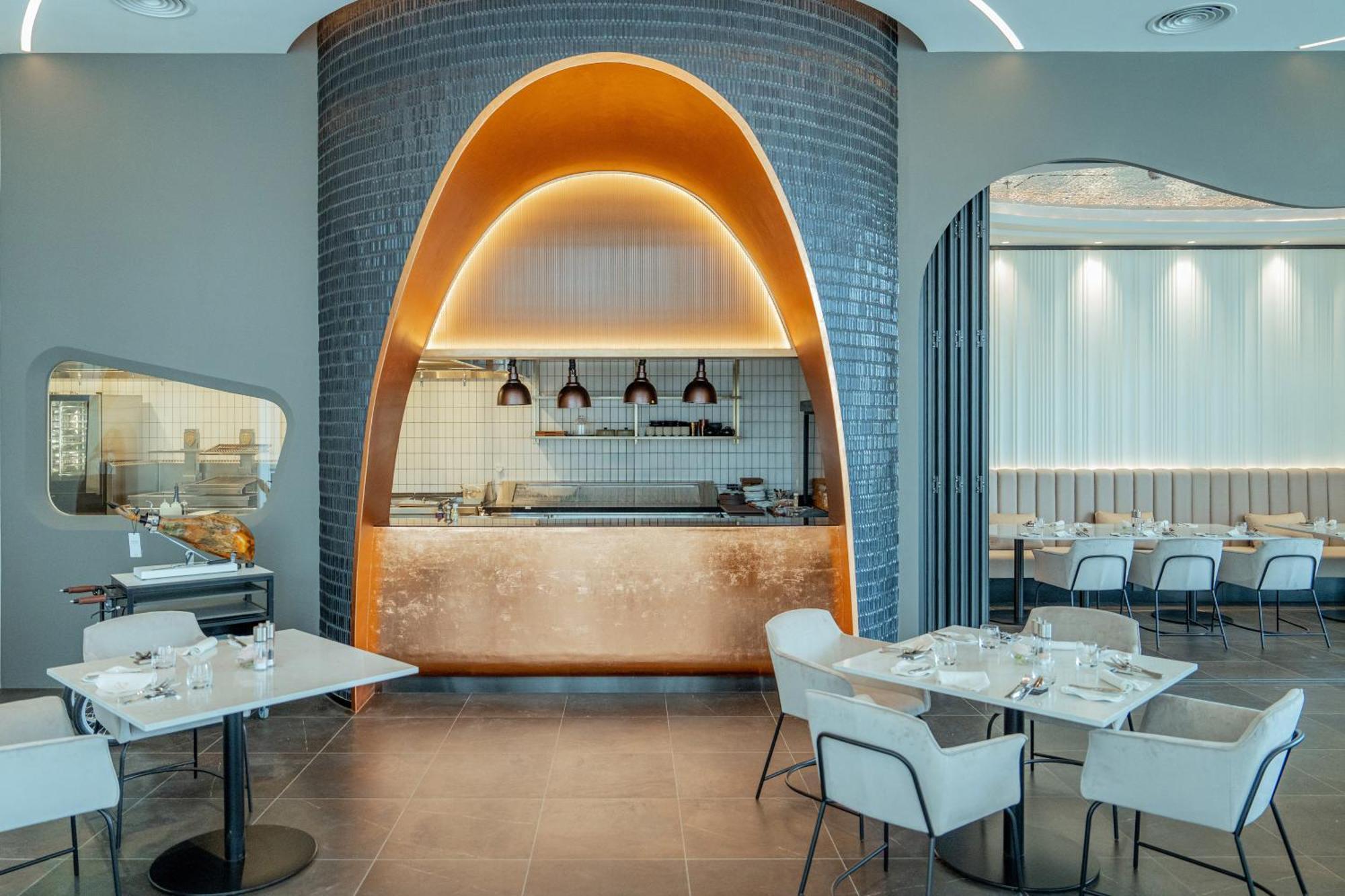 Le Corail, A Gran Melia Resort Nha Trang