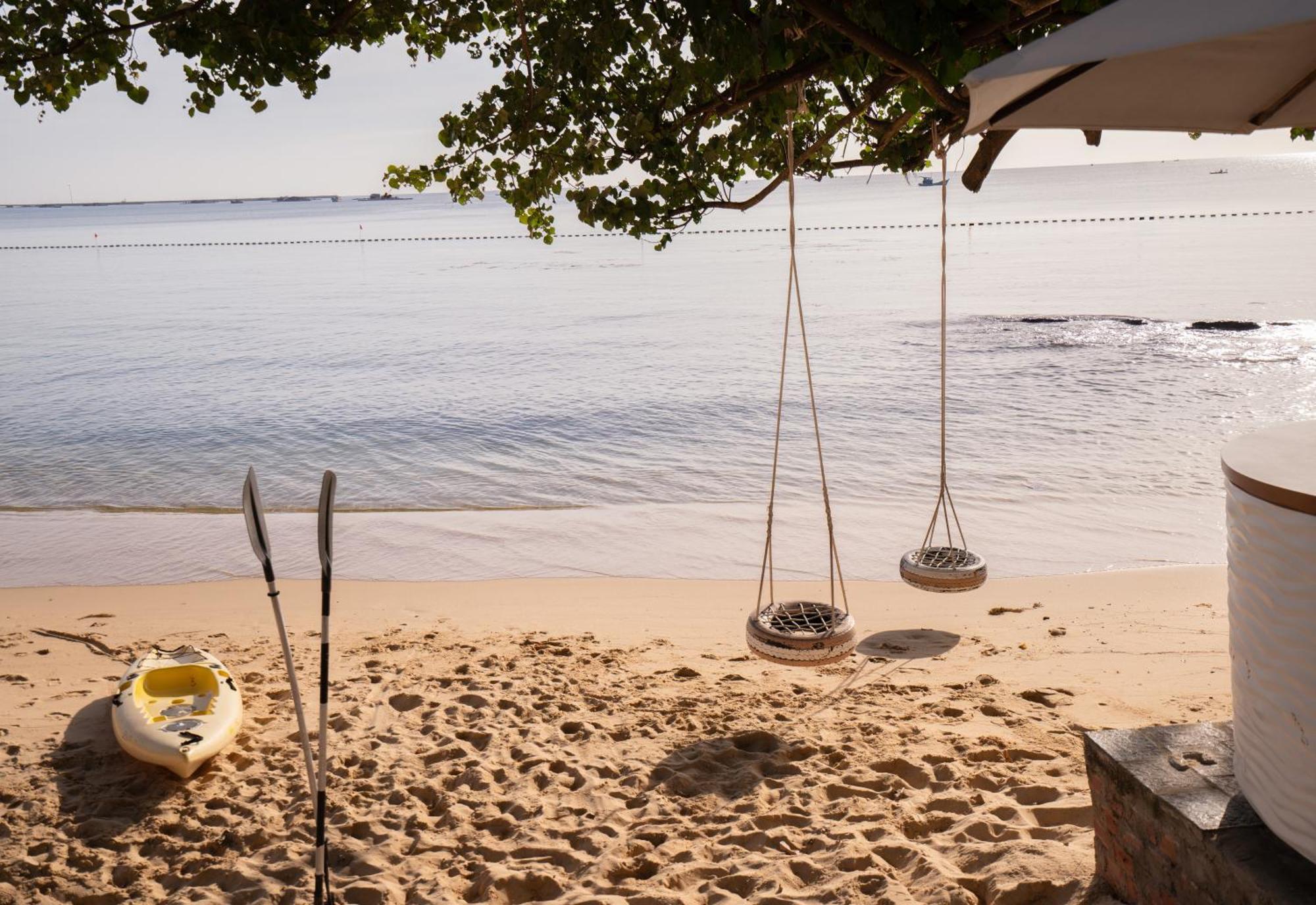 Resort The Shells & 5*