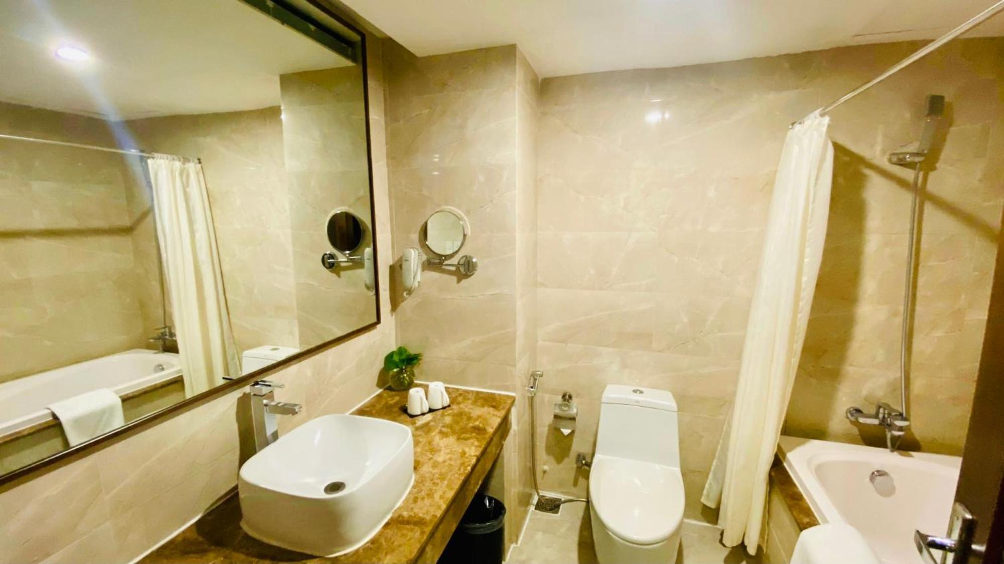 Muong Thanh Hotel 4*