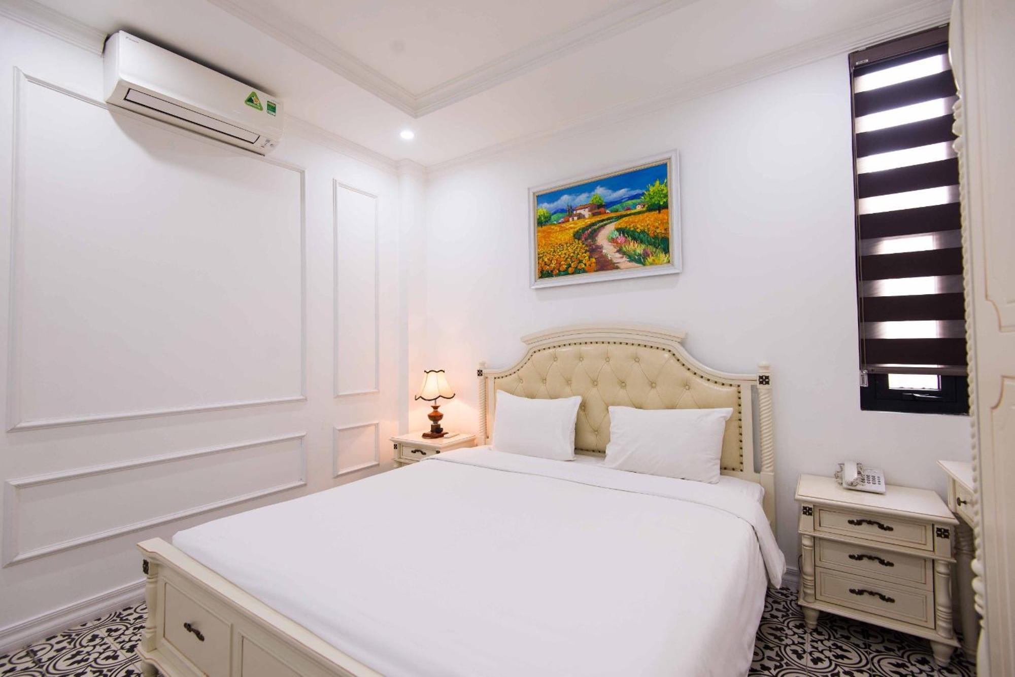 Luxe Paradise Dich Vong Hau Hanoi