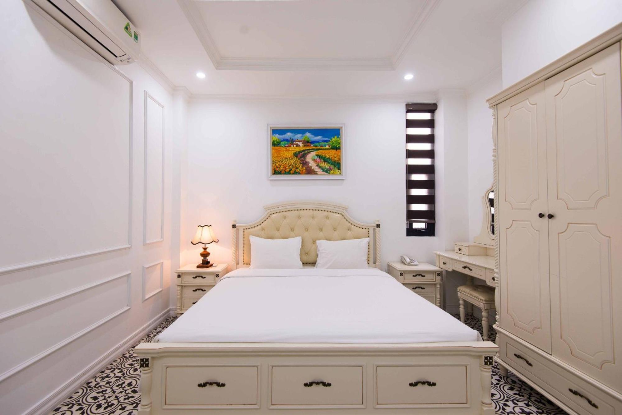 Luxe Paradise Dich Vong Hau