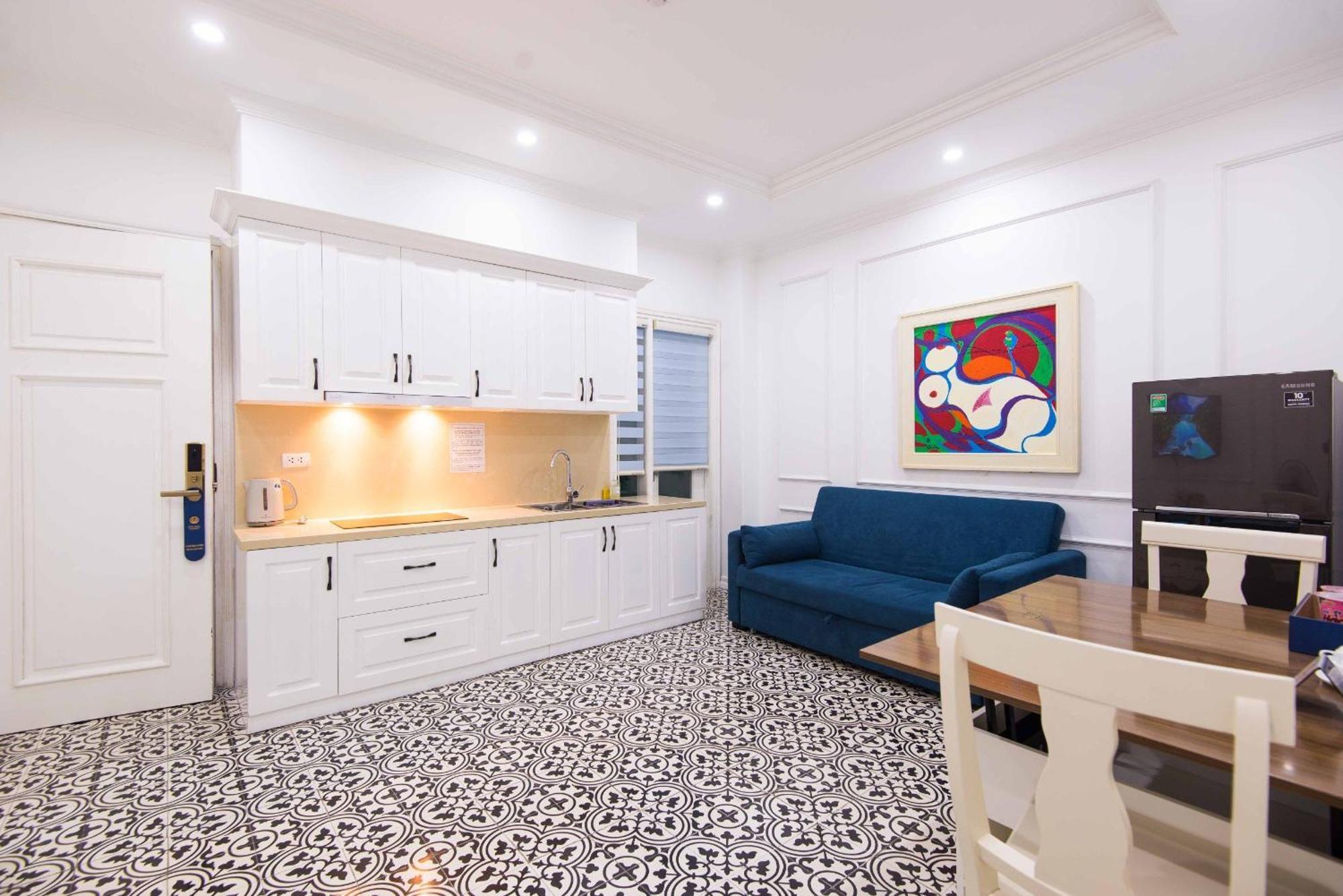 Luxe Paradise Dich Vong Hau Hanoi
