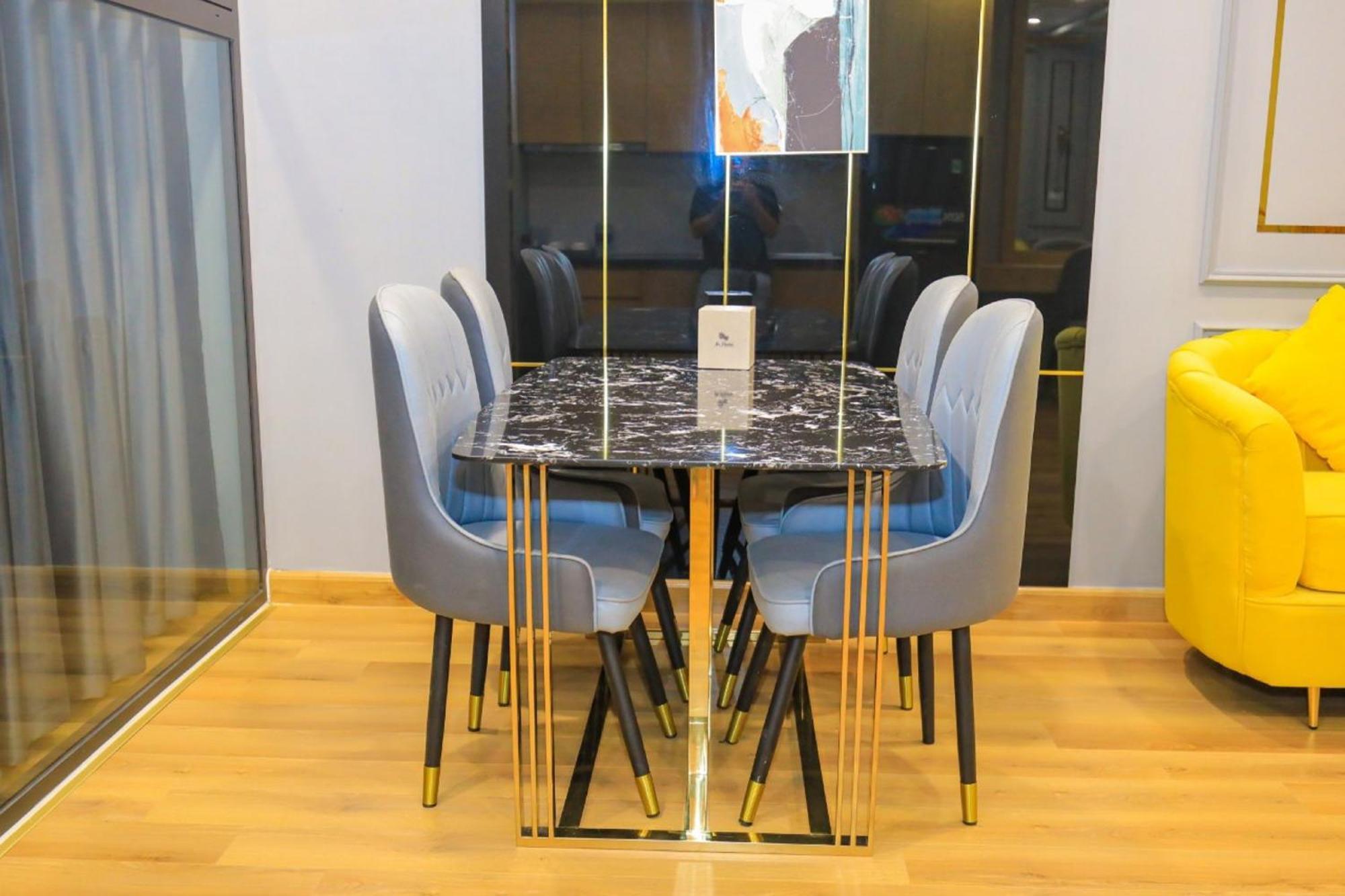 Tms - Lee Xinh Apartment *