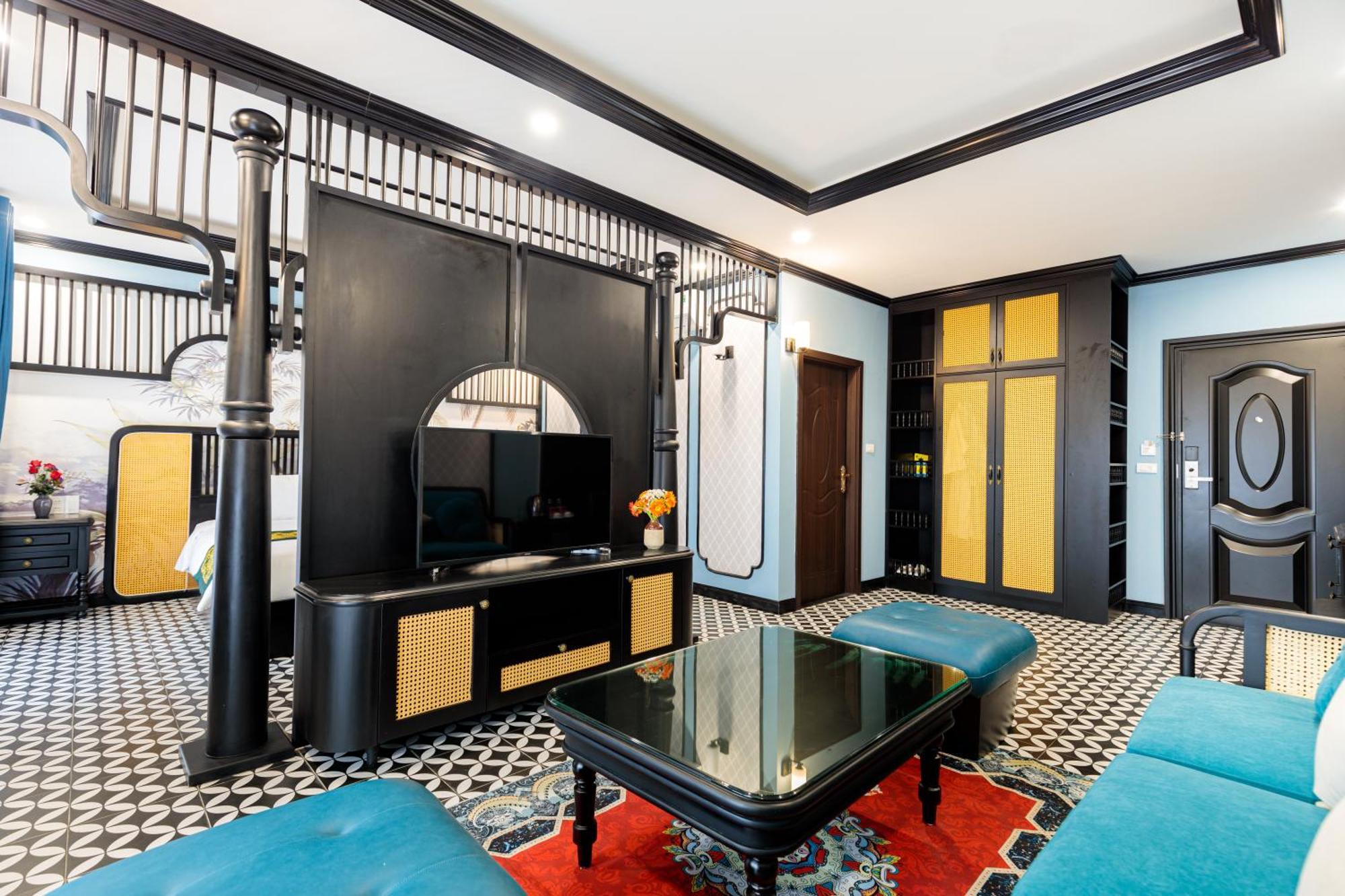 Babeeni Family Hotel