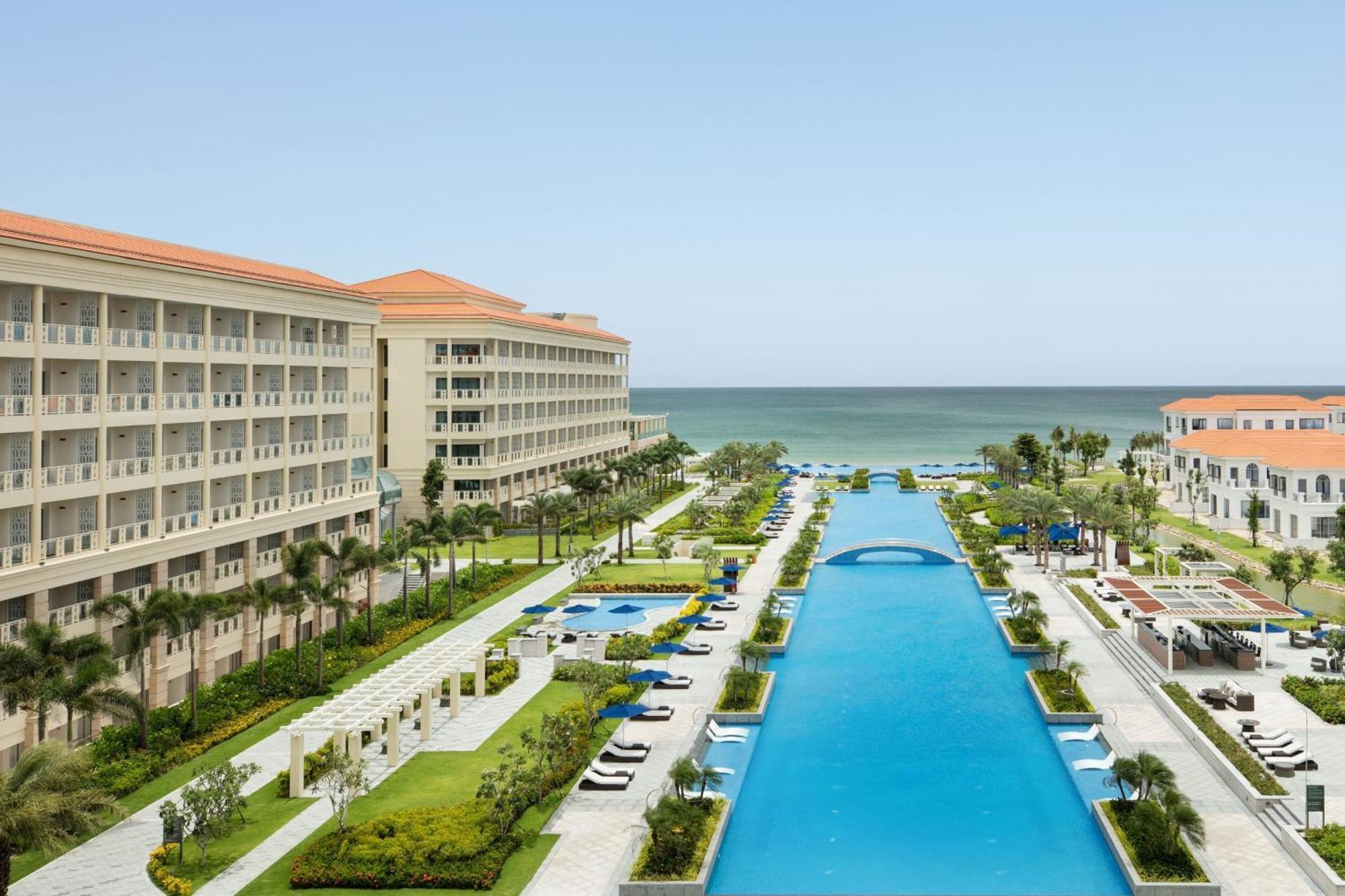 Sheraton Grand &