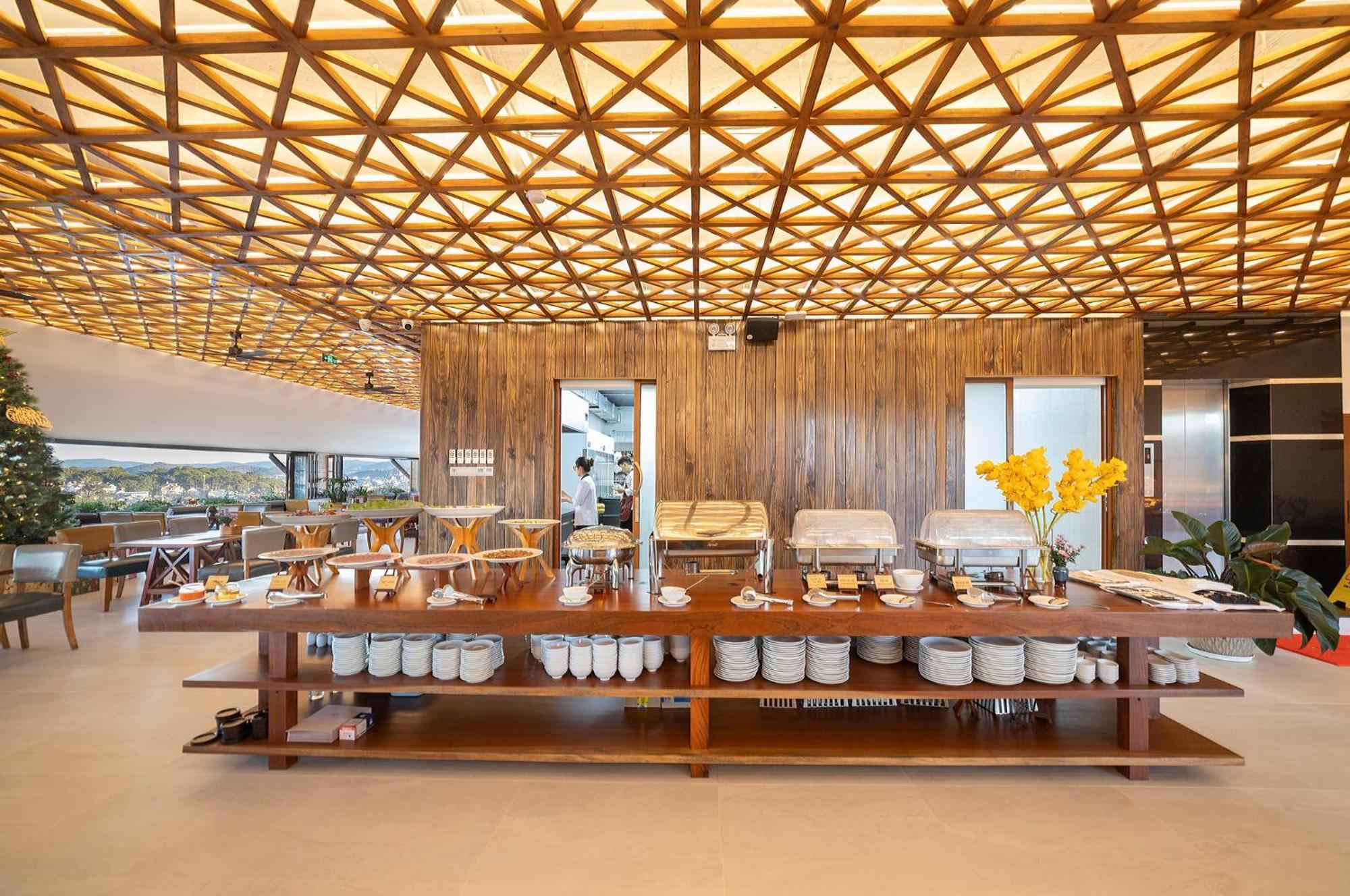 Brick House 3* Da Lat