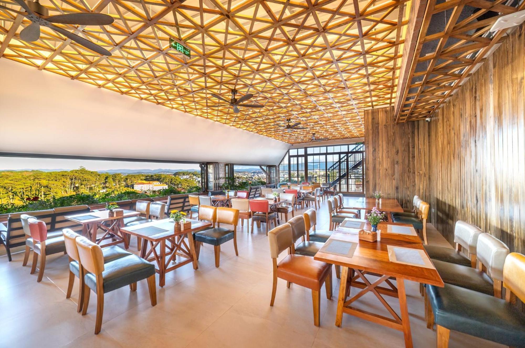 Brick House Hotel Đà Lạt
