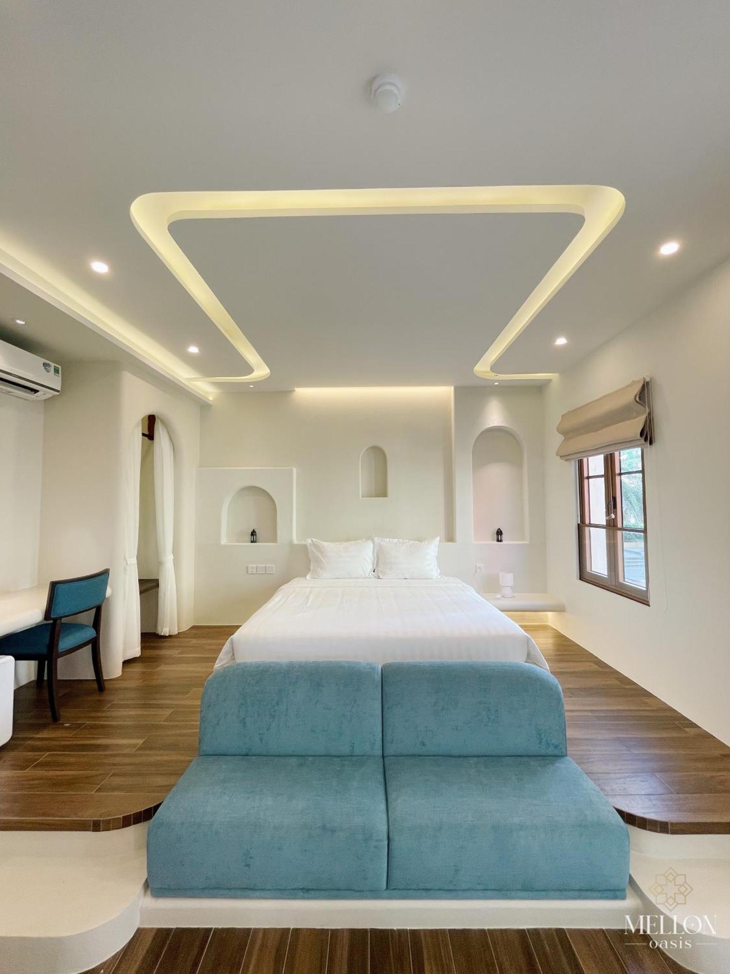 Mellon Oasis Hotel *