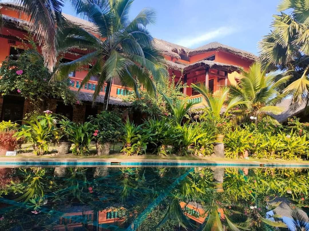 Full Moon Resort Mui Ne