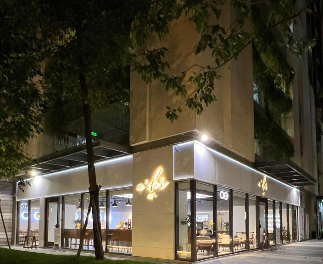 Aparthotel Uphoenix Home- Hado Centrosa Garden Ho Chi Minh City