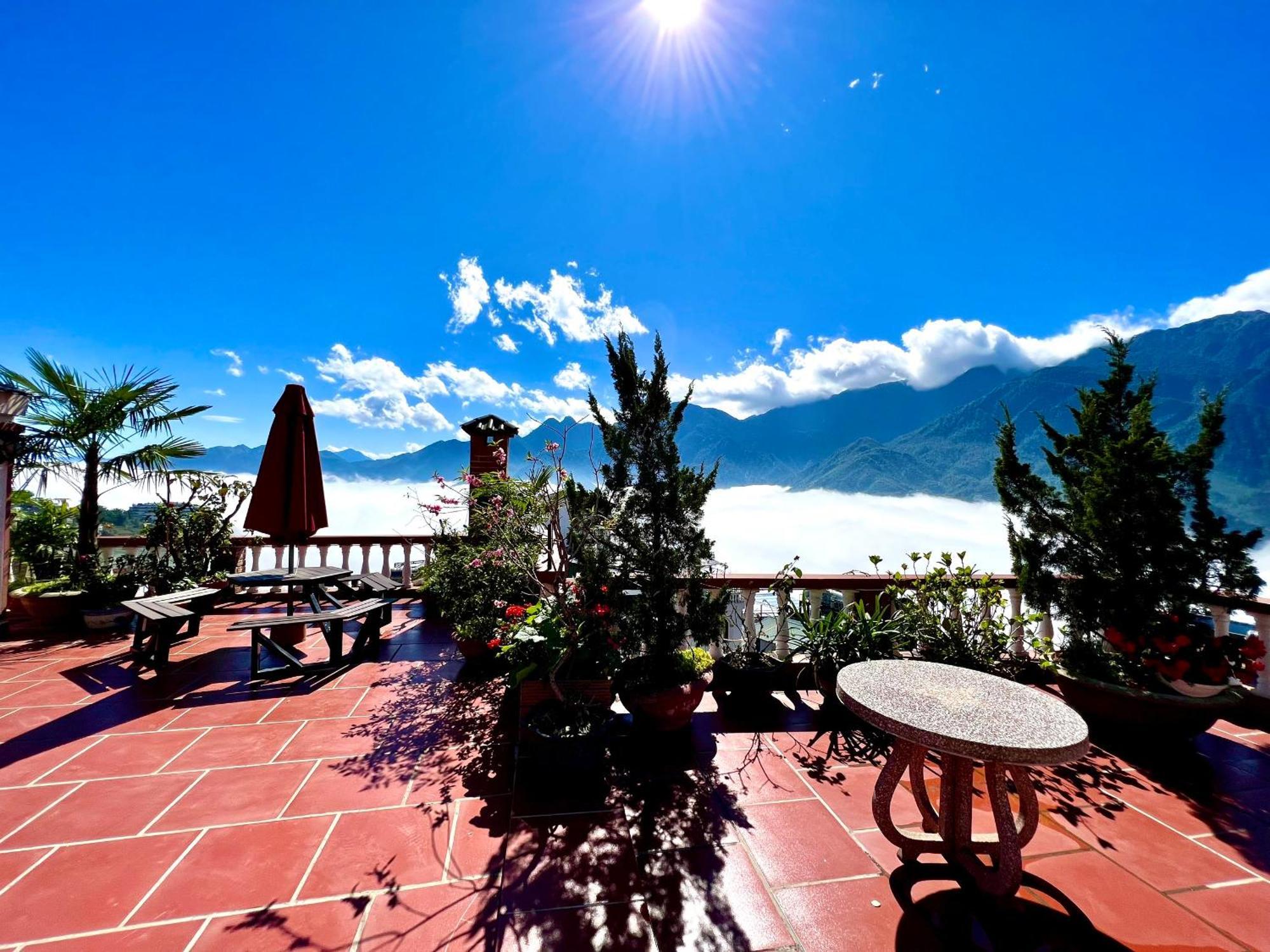Cat Cat View Hotel 3*