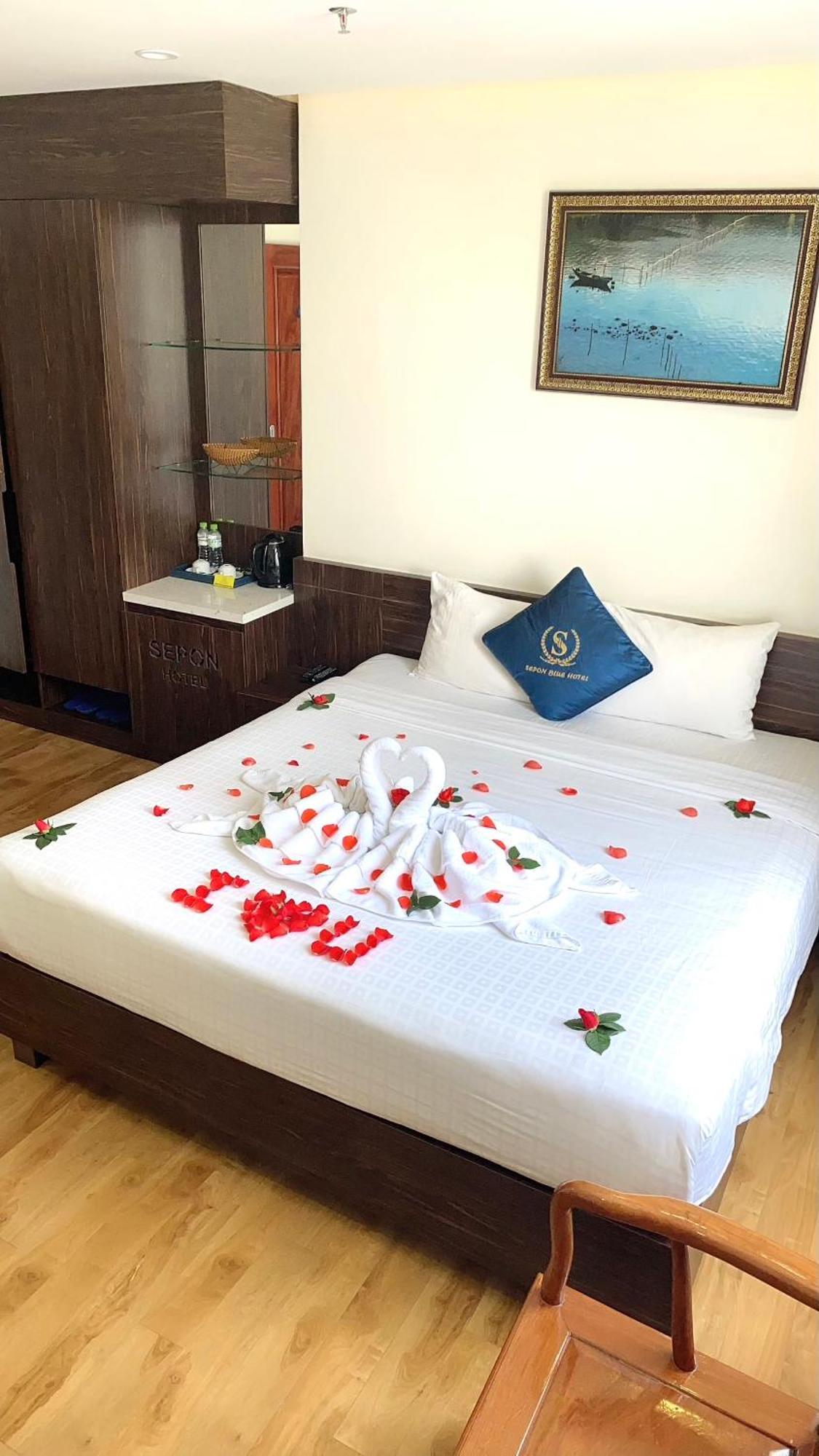 Sepon Blue Hotel
