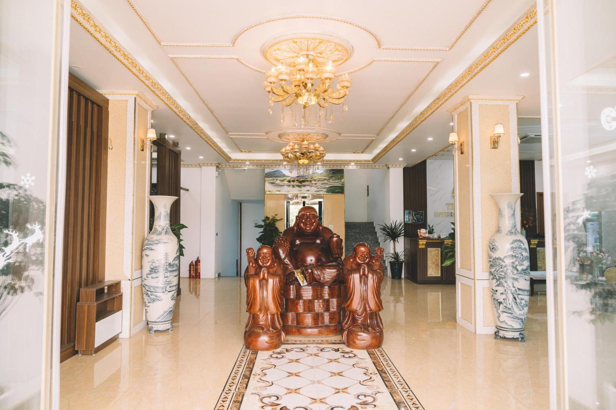 Hotel Trang An International