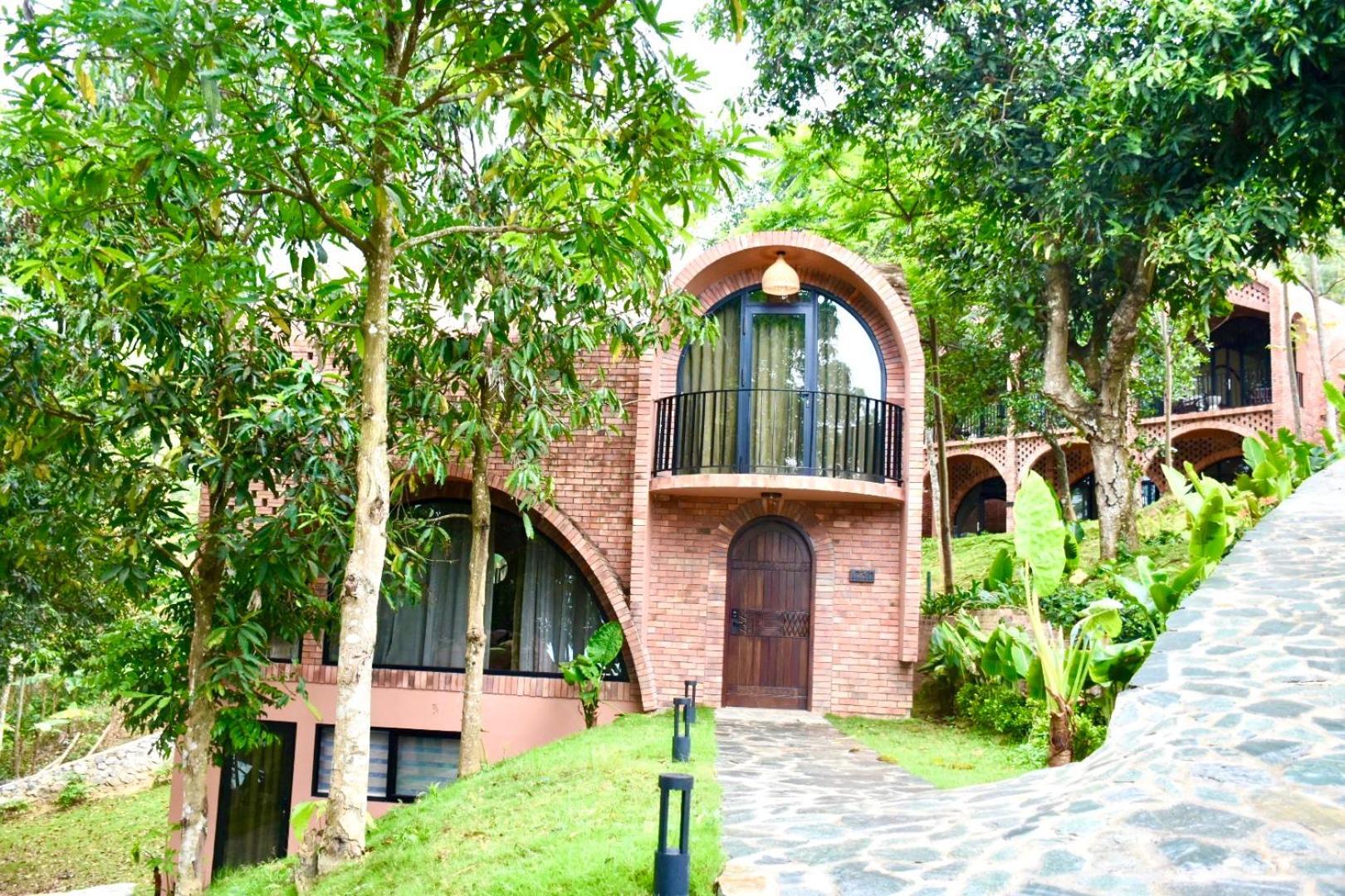 Maida Resort *