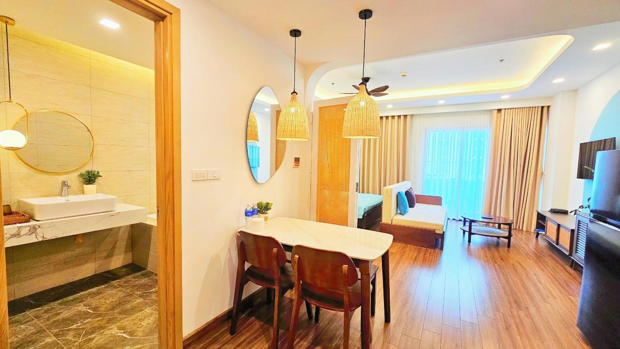 Flc Sea Tower View Bien, Nhieu Hang Phong Apartment *