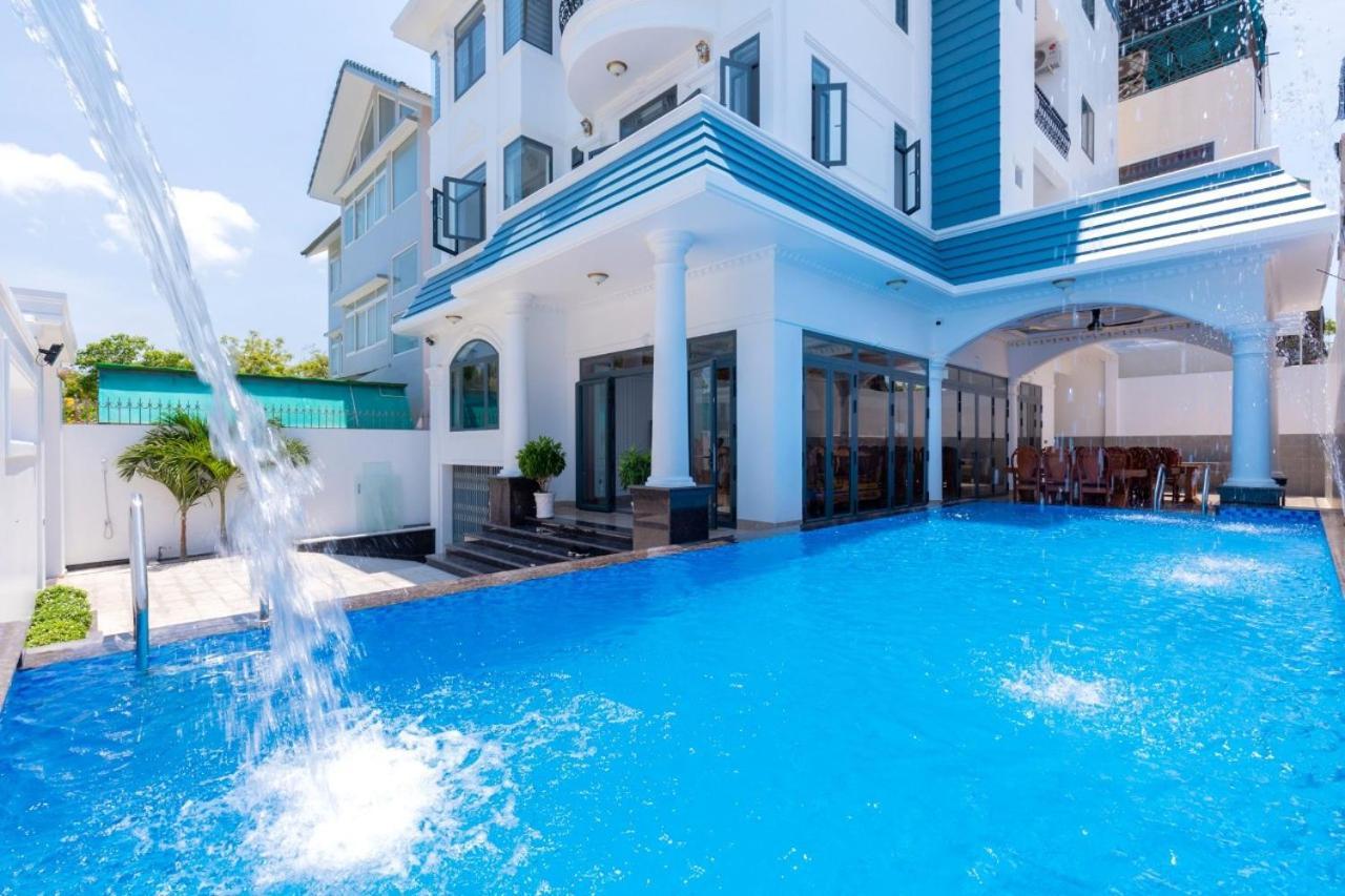 Hoang My B2.20 * Vung Tau