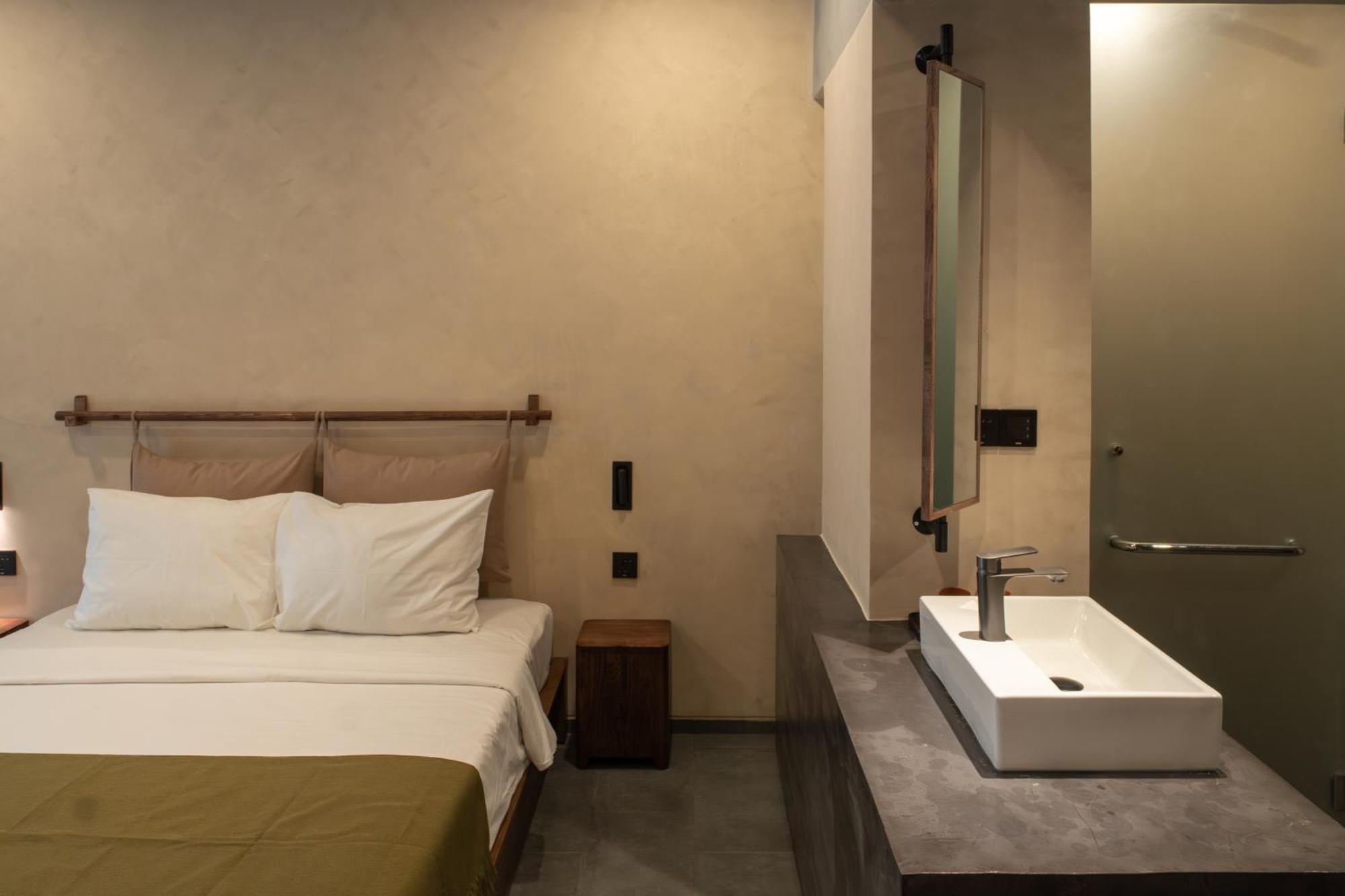 Resort The Clay *
