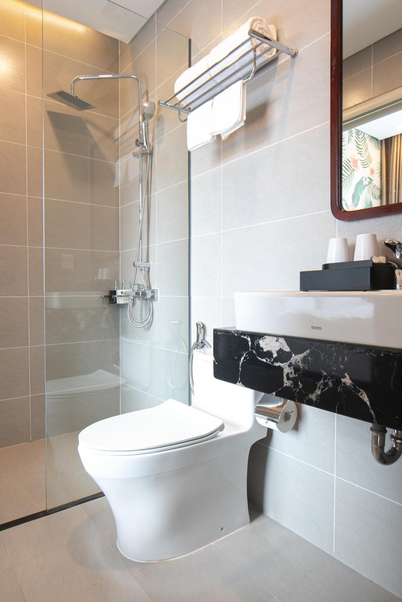Hotel Tropical Bay Grand World Phu Quoc