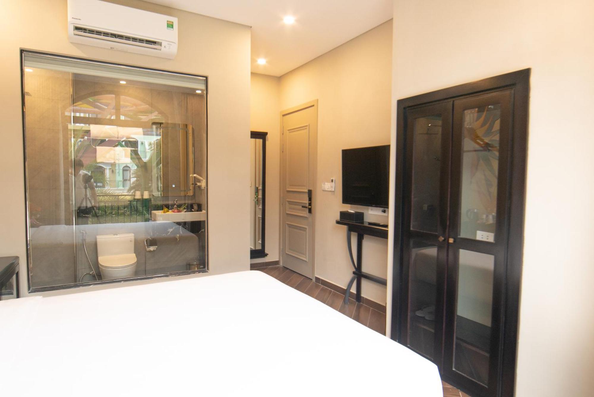 Tropical Bay Grand World Hotel 3*