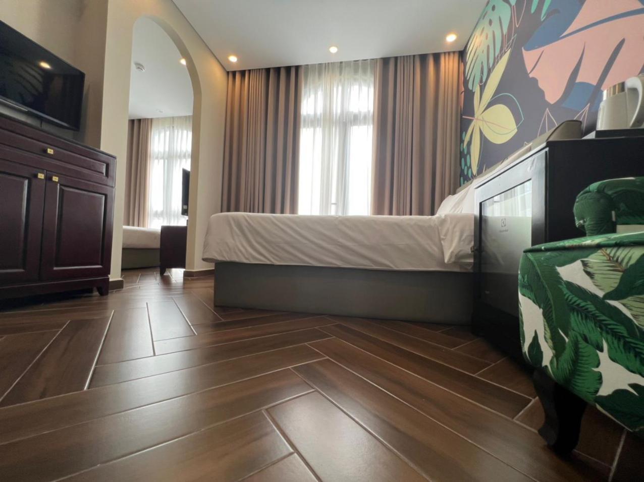 Hotel Tropical Bay Grand World Phú Quốc