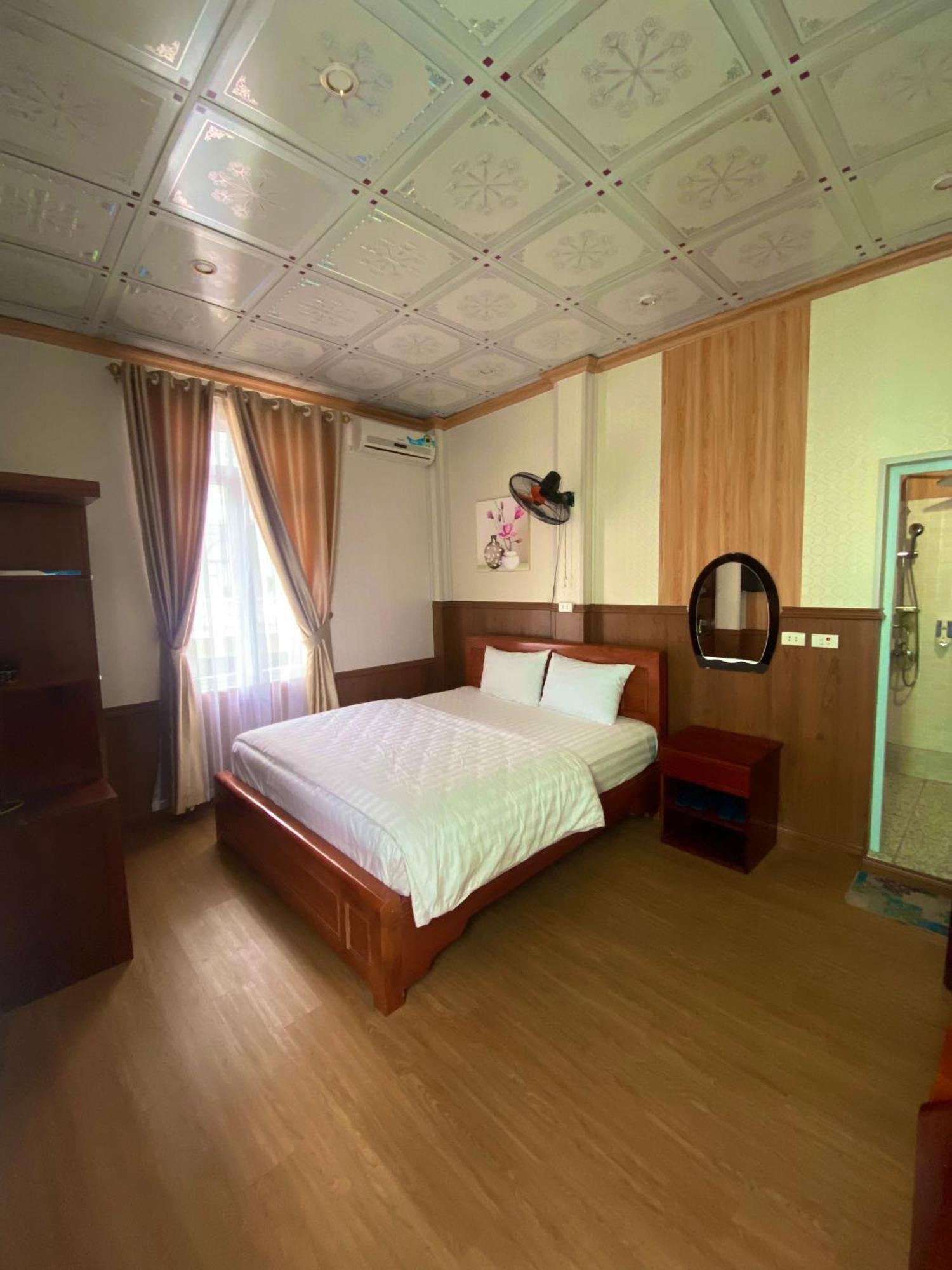 Hotel Khach San Anh Dao *