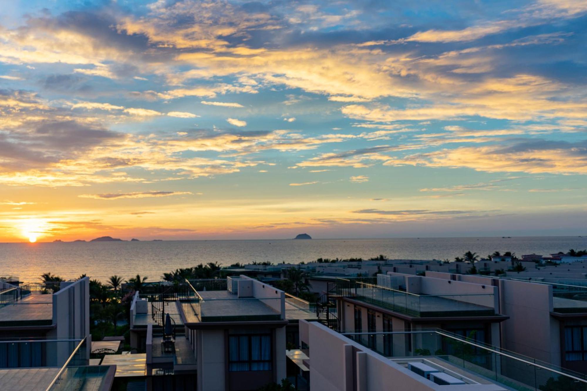 Mysterio Pool & * Cam Ranh