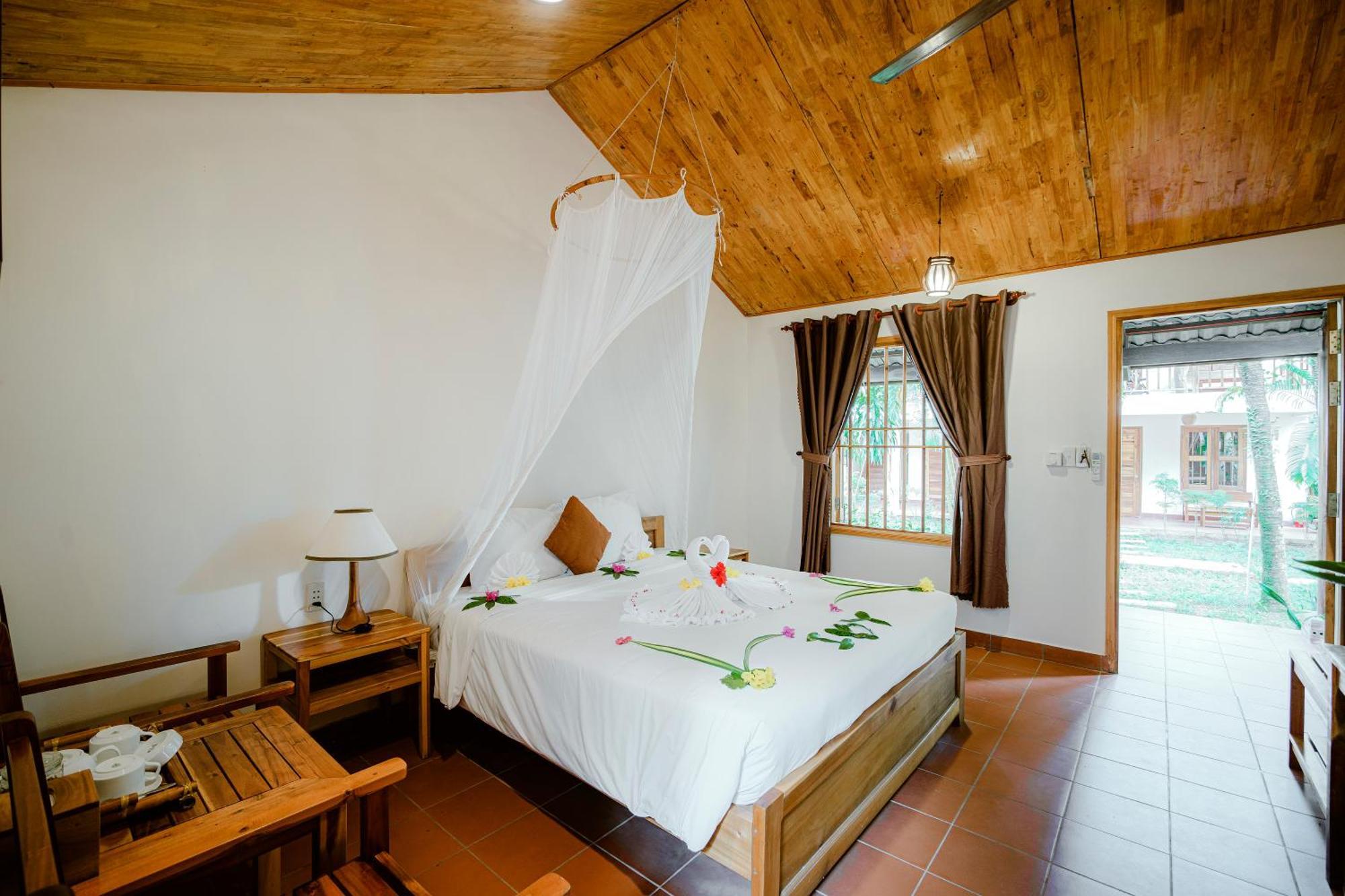Khu nghỉ mát Dưỡng La
