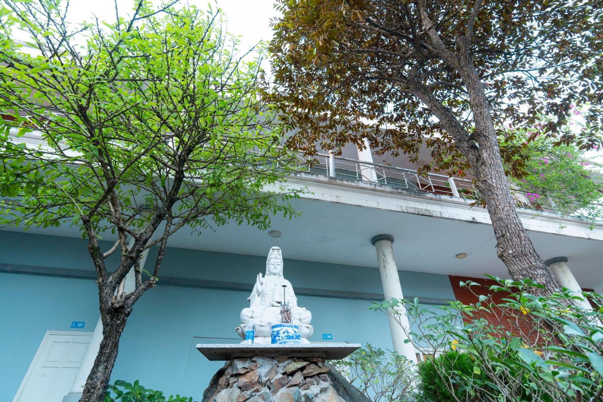 Resort Bien Dong Complex