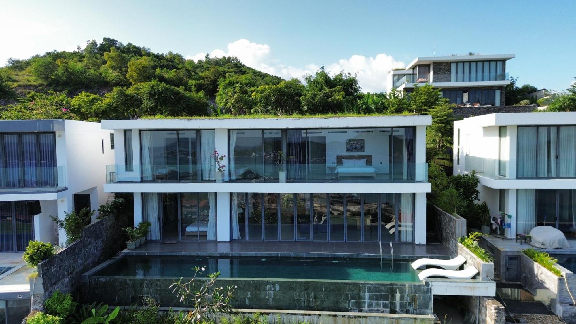 Villa Promotion Early Booker Ocean Front 500m2 With 4 Bedrooms And Swimming Pool Nha Trang