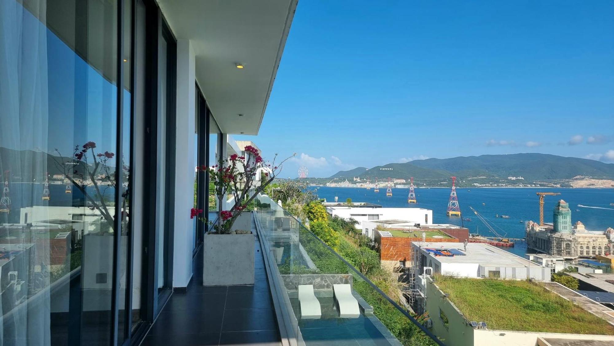 Promotion Early Booker Ocean Front 500m2 With 4 Bedrooms And Swimming Pool Villa