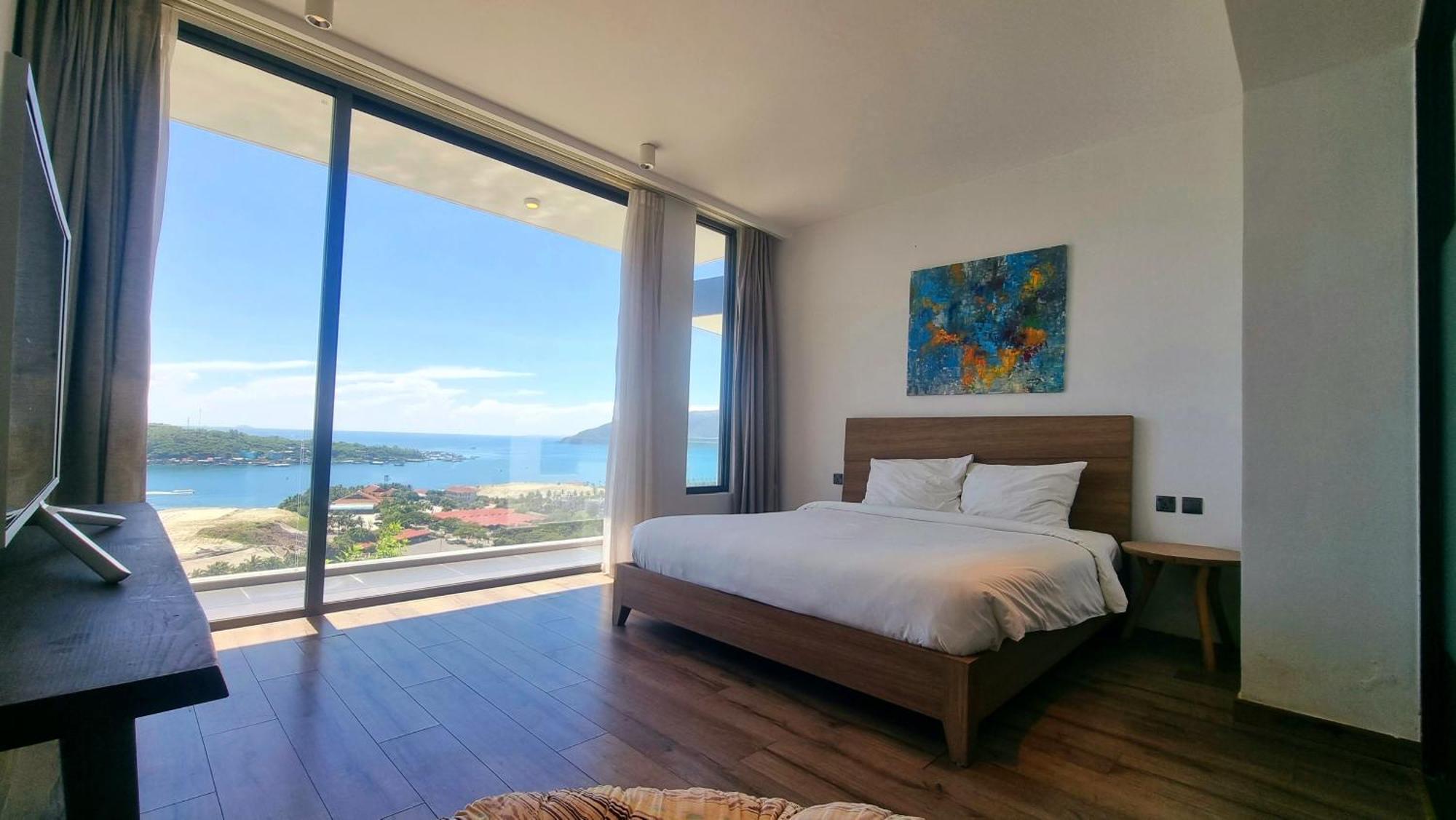 Promotion Early Booker Ocean Front 500m2 With 4 Bedrooms And Swimming Pool Villa *