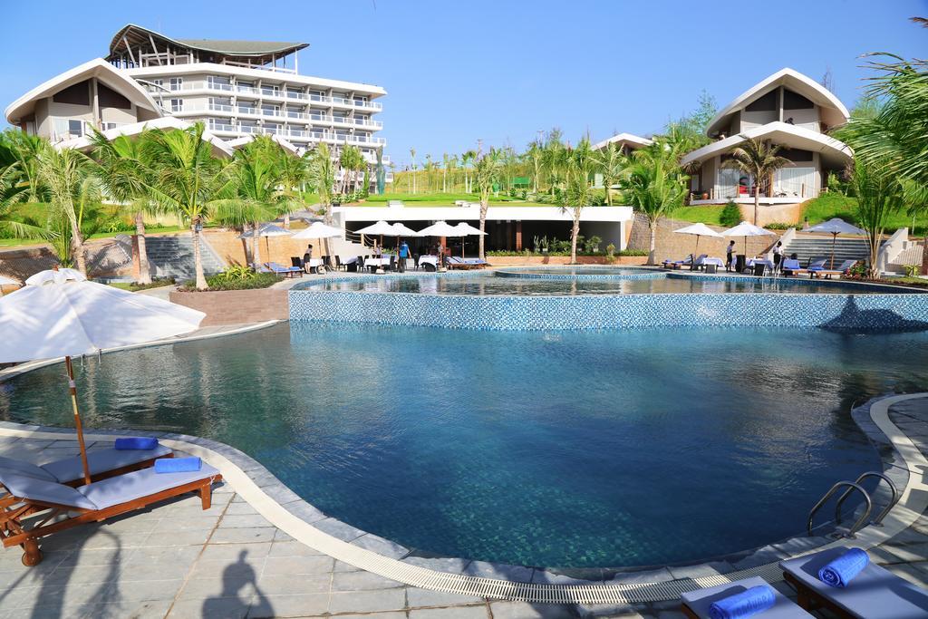 Resort Sandunes &
