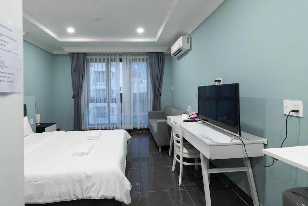 New Milano & Hotel Ho Chi Minh City