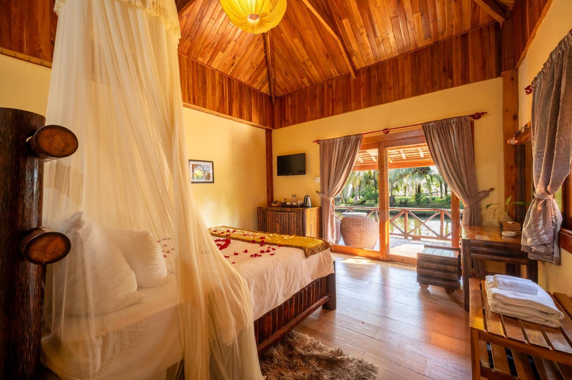 Chez Carole Hotel