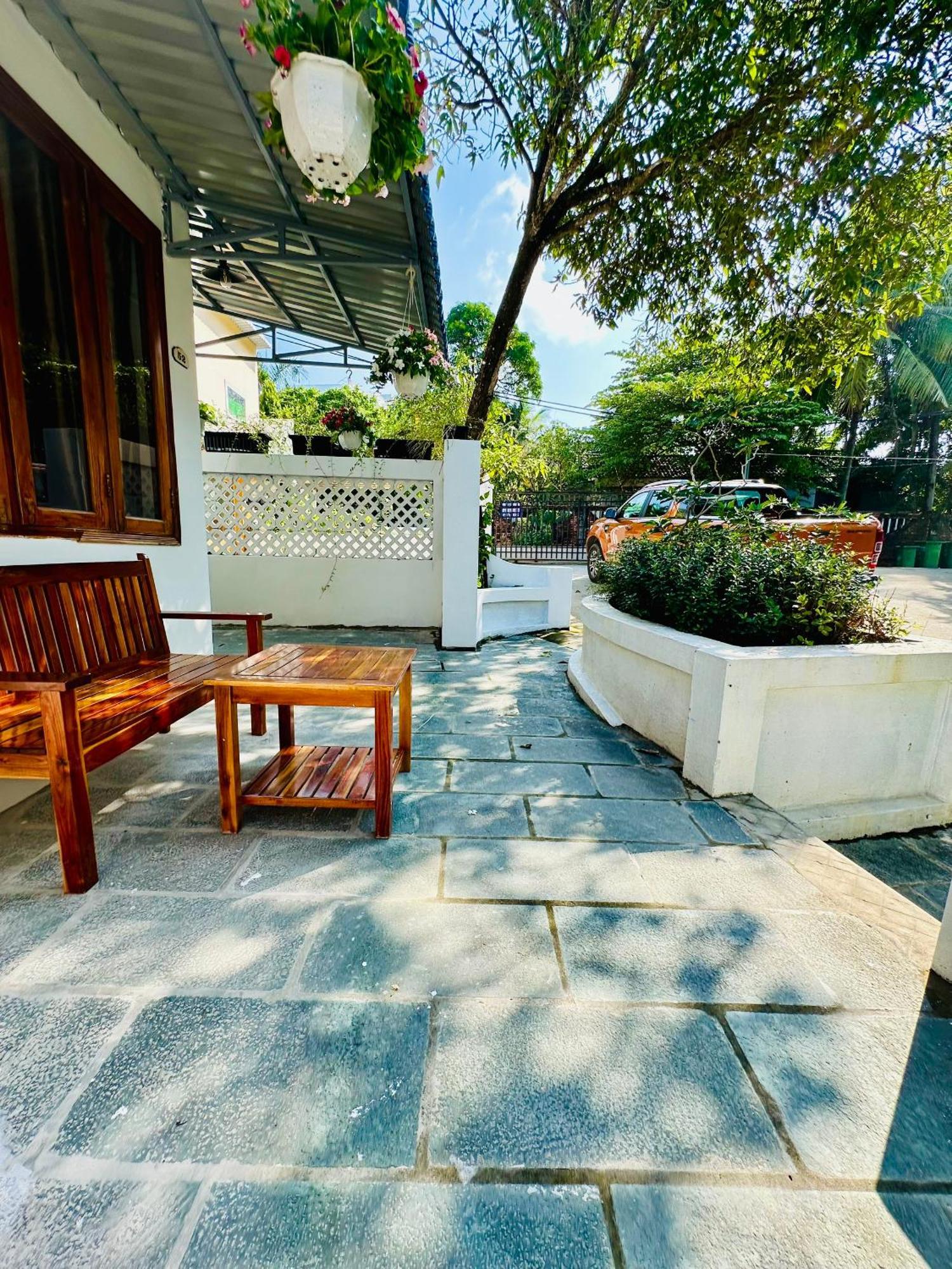Vida Loca Sunset Resort
