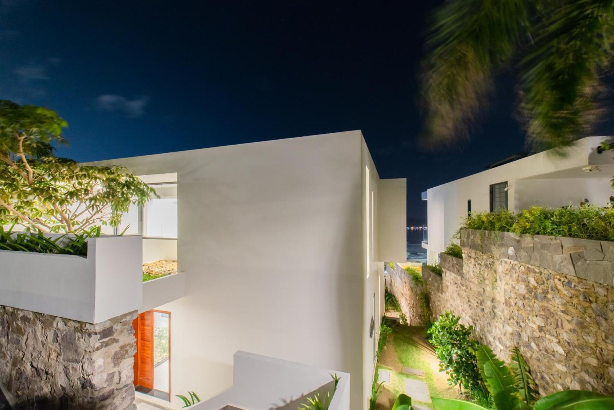 Promotion Early Booker Ocean Front 500m2 With 4 Bedrooms And Swimming Pool Villa *