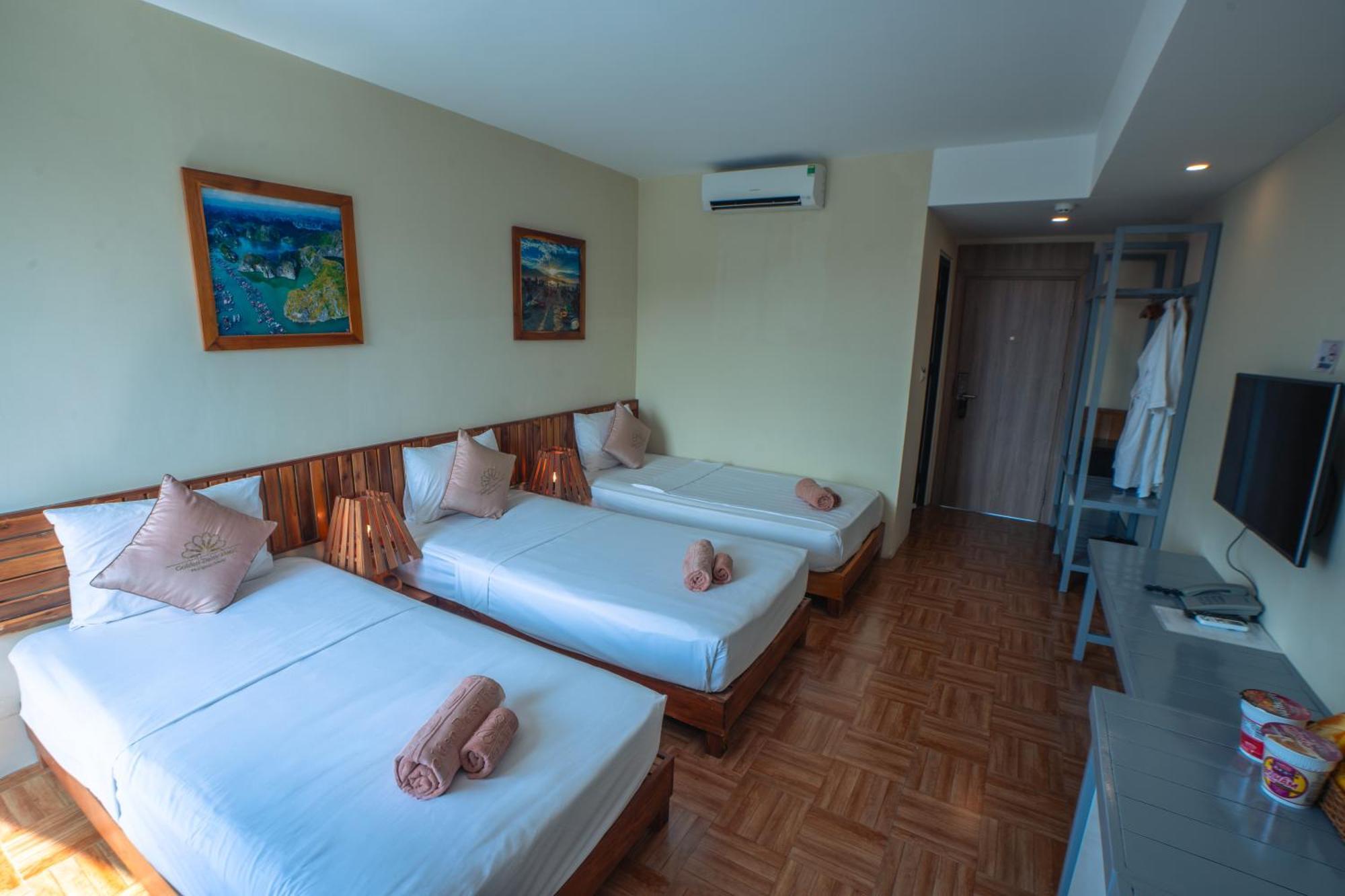 Hotel Golden Daisy