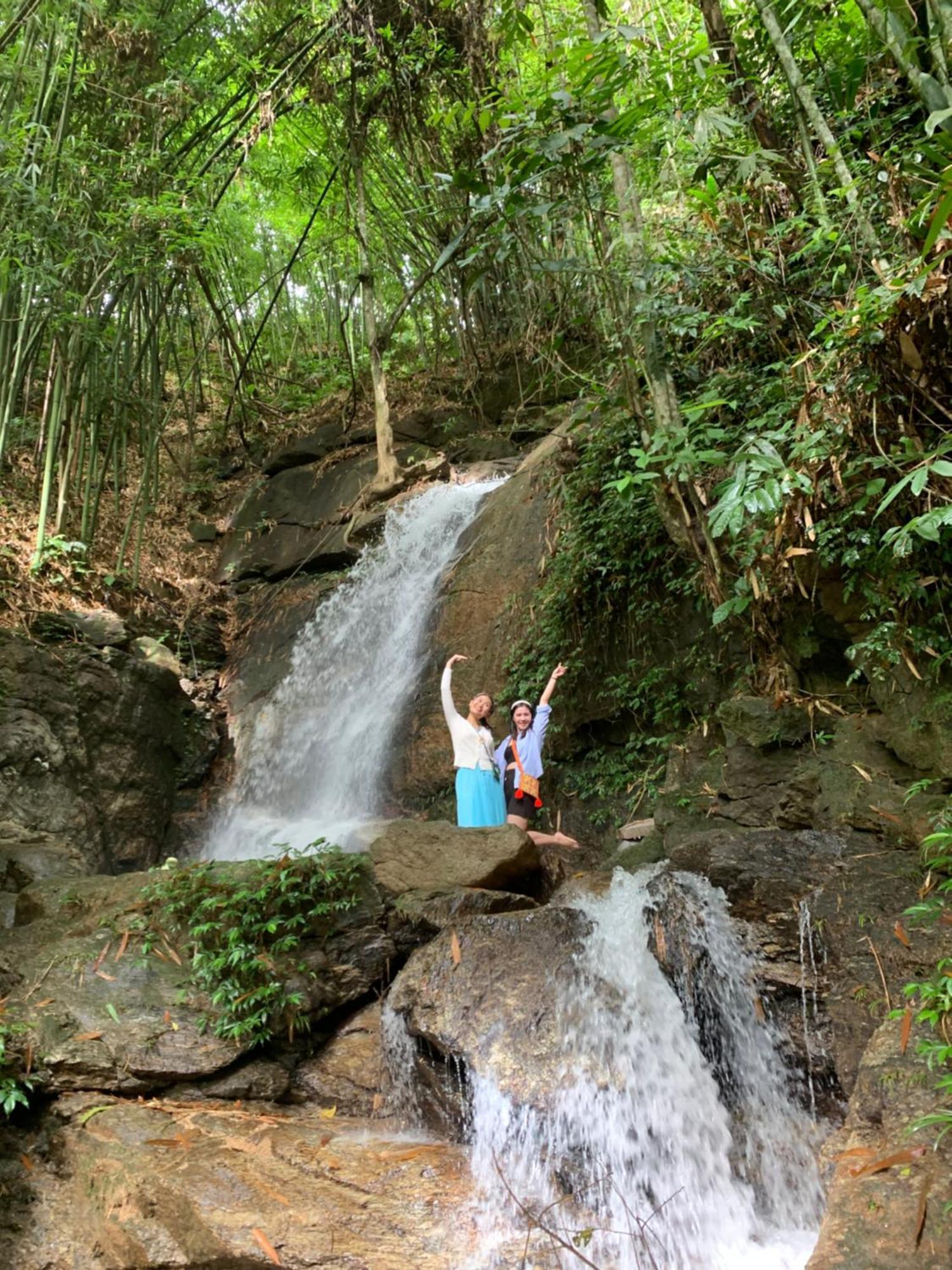 Khoang Nong Thong Nguyen Ha Giang