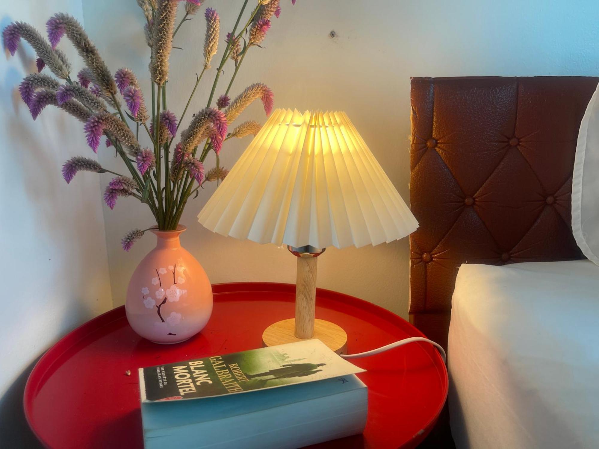 Hotel Yolo House And Loop Tours
